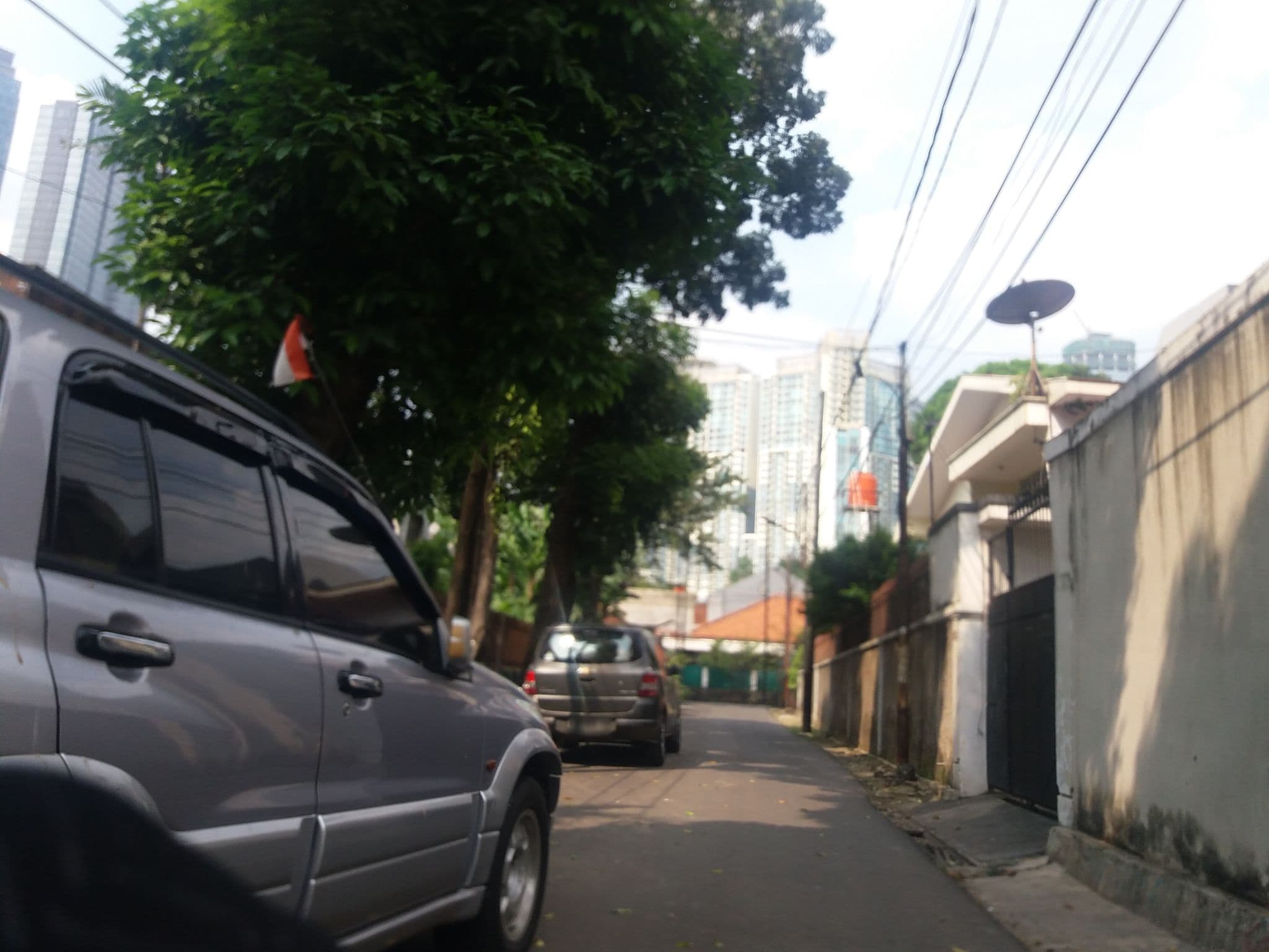 Street view near Kost Tangkas B25, Jakarta — © derry (CC BY-SA · Mapillary)