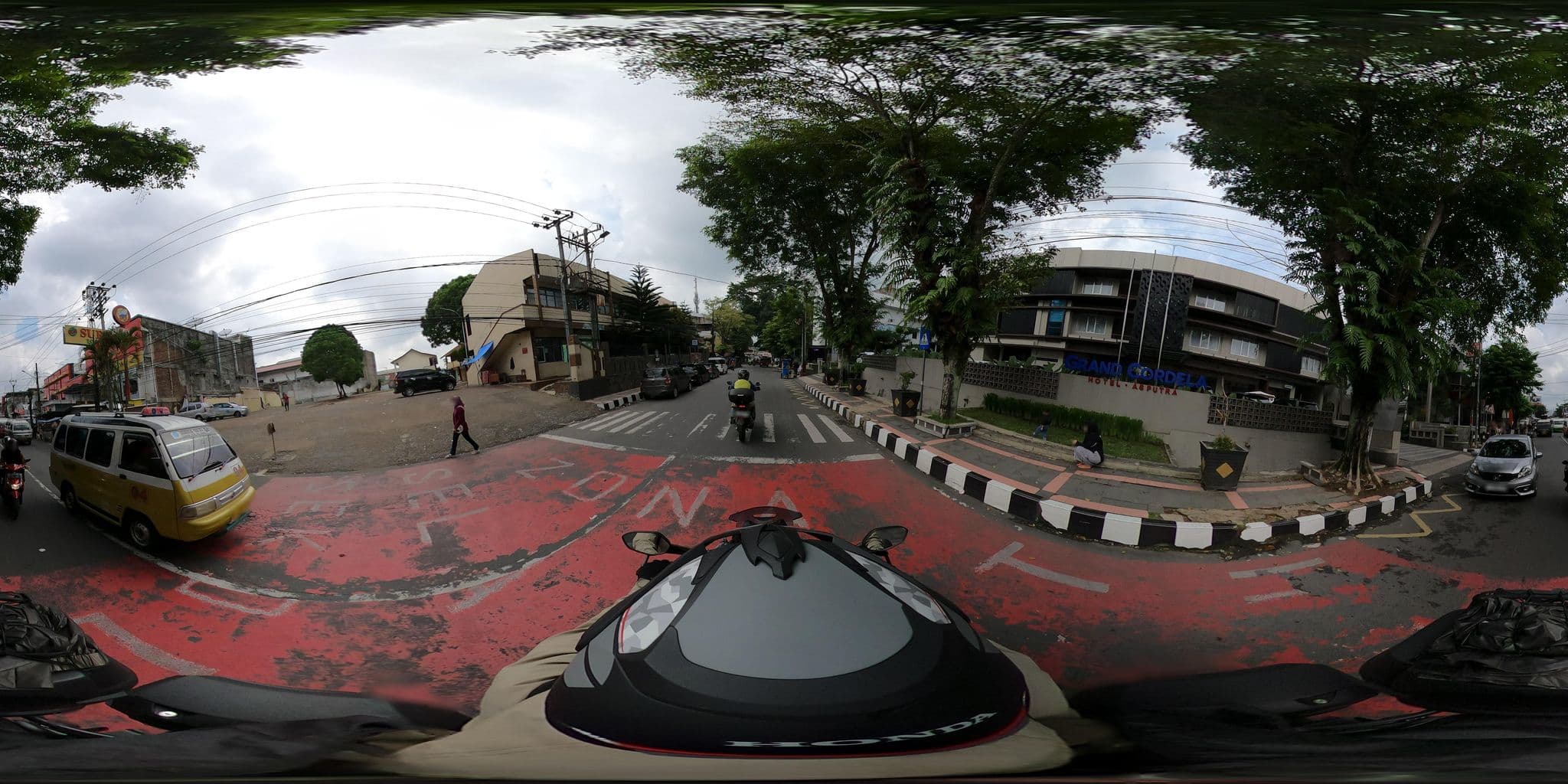 Street view near Hotel Purnama, Kuningan — © Kaart_Local (CC BY-SA · Mapillary)