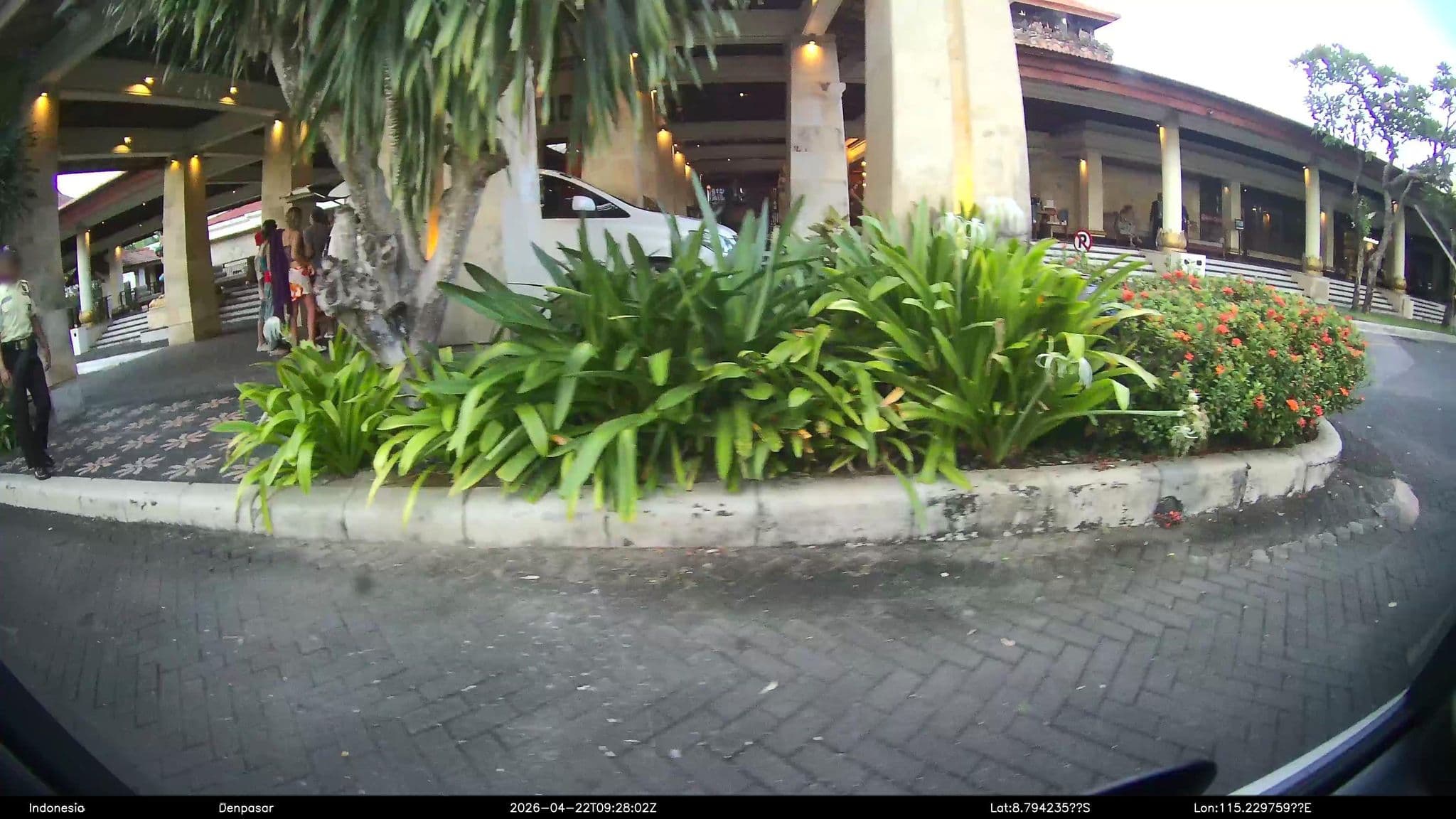 Street view near Nusa Dua Hotel & Spa Bali, Nusa Dua — © Kaart---360 (CC BY-SA · Mapillary)
