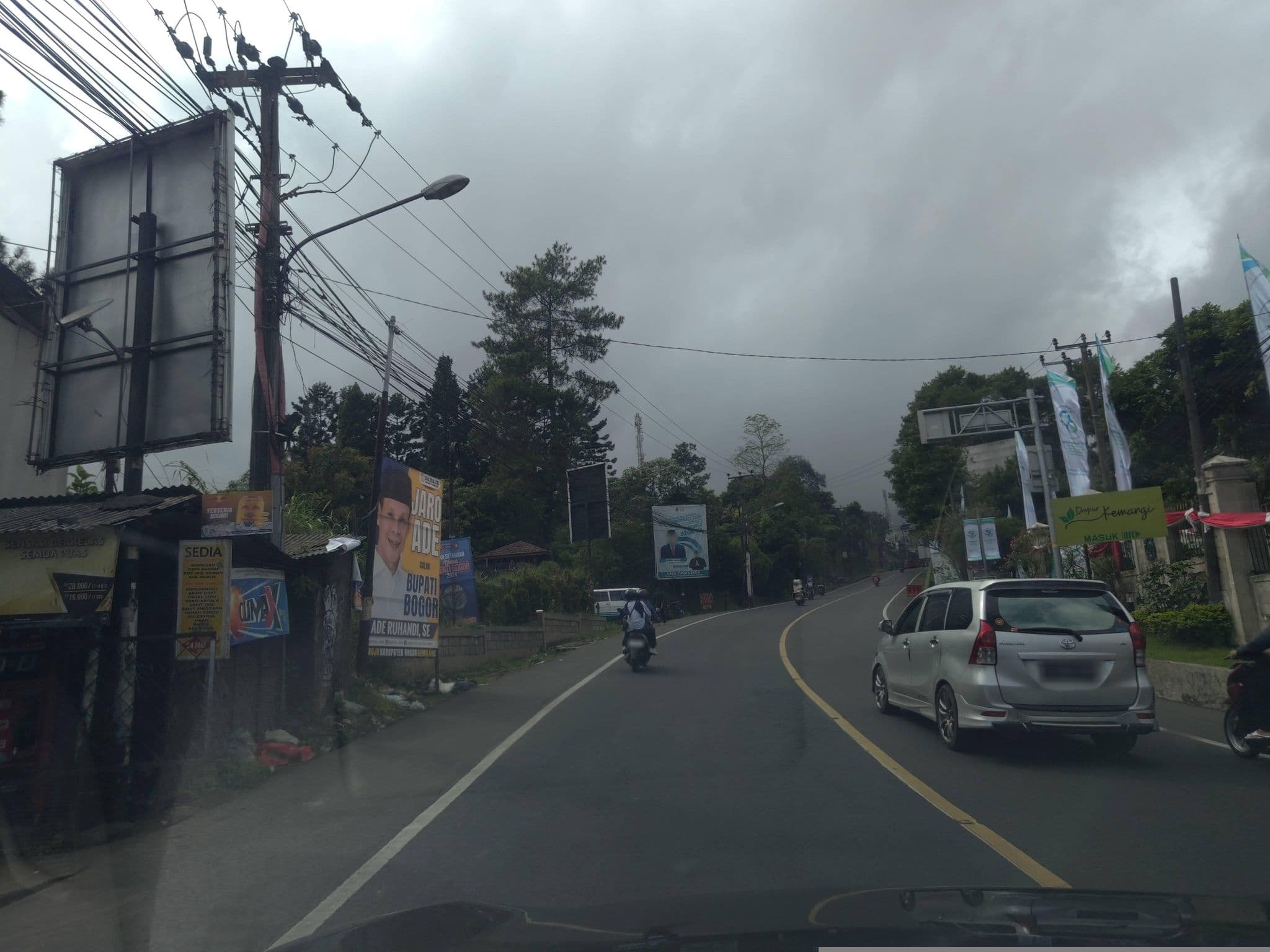 Street view near Hotel Arjuna, Caringin — © FotoPeta (CC BY-SA · Mapillary)