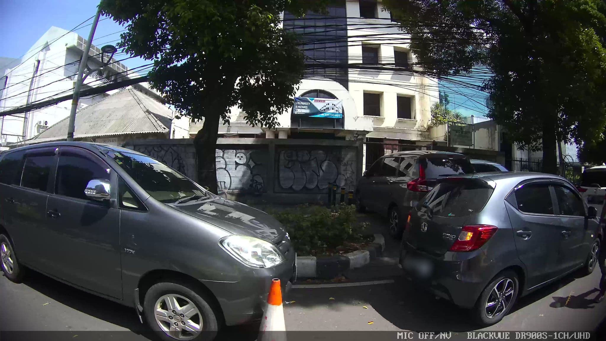 Street view near Kitara Hotel, Jakarta