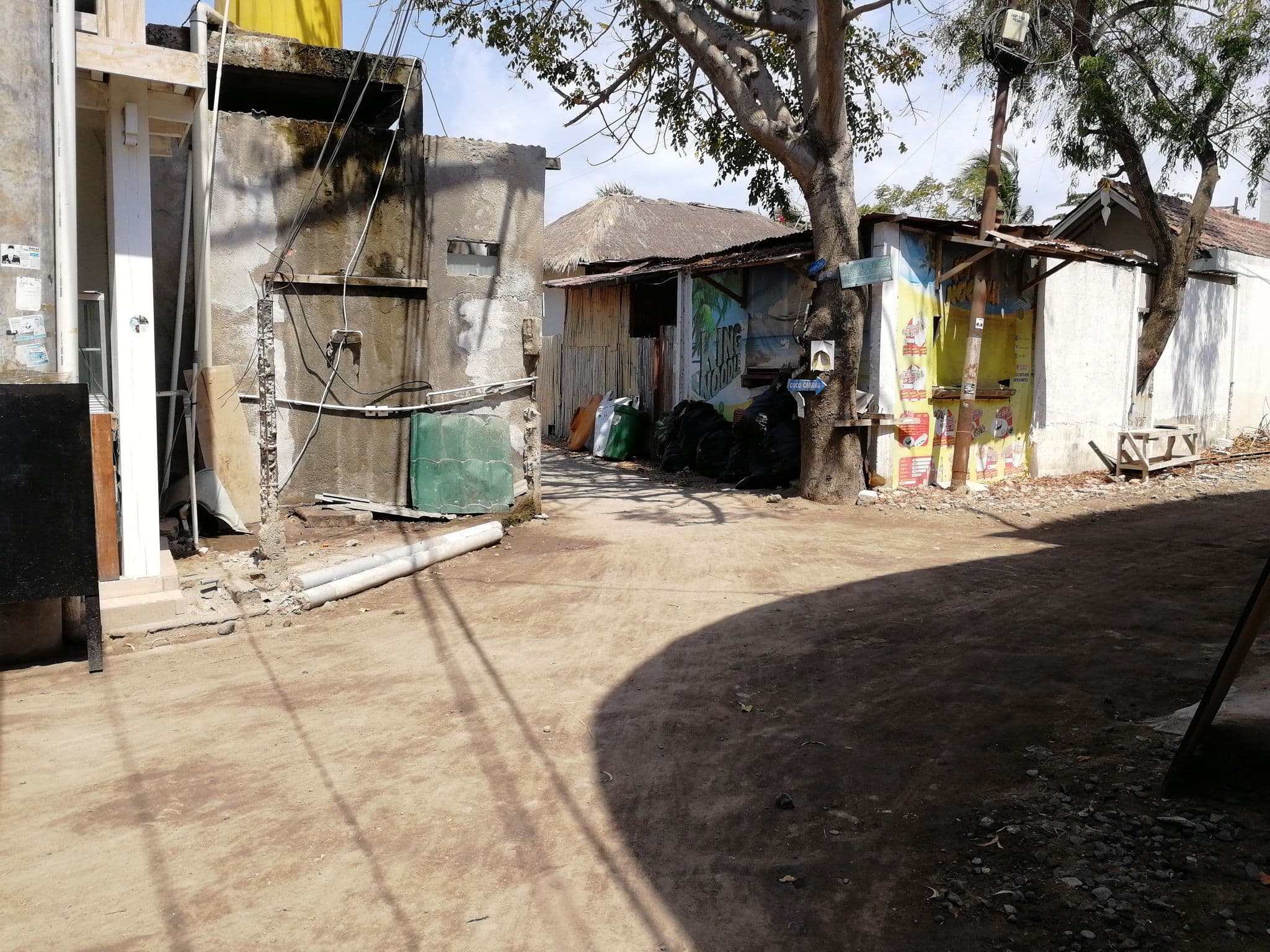 Street view near Villa Rika, Gili Trawangan — © thewayofmando (CC BY-SA · Mapillary)