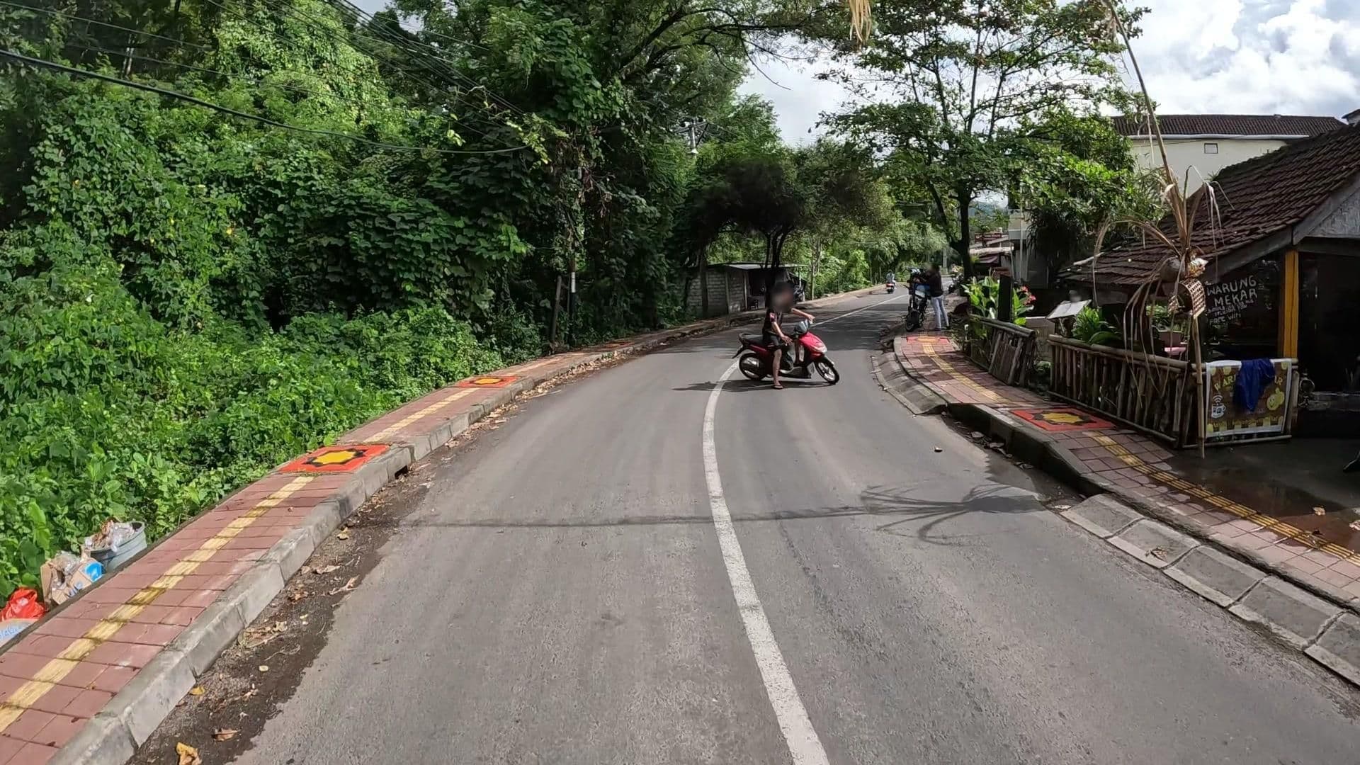 Street view near Bubu Racok Homestay, Amlapura