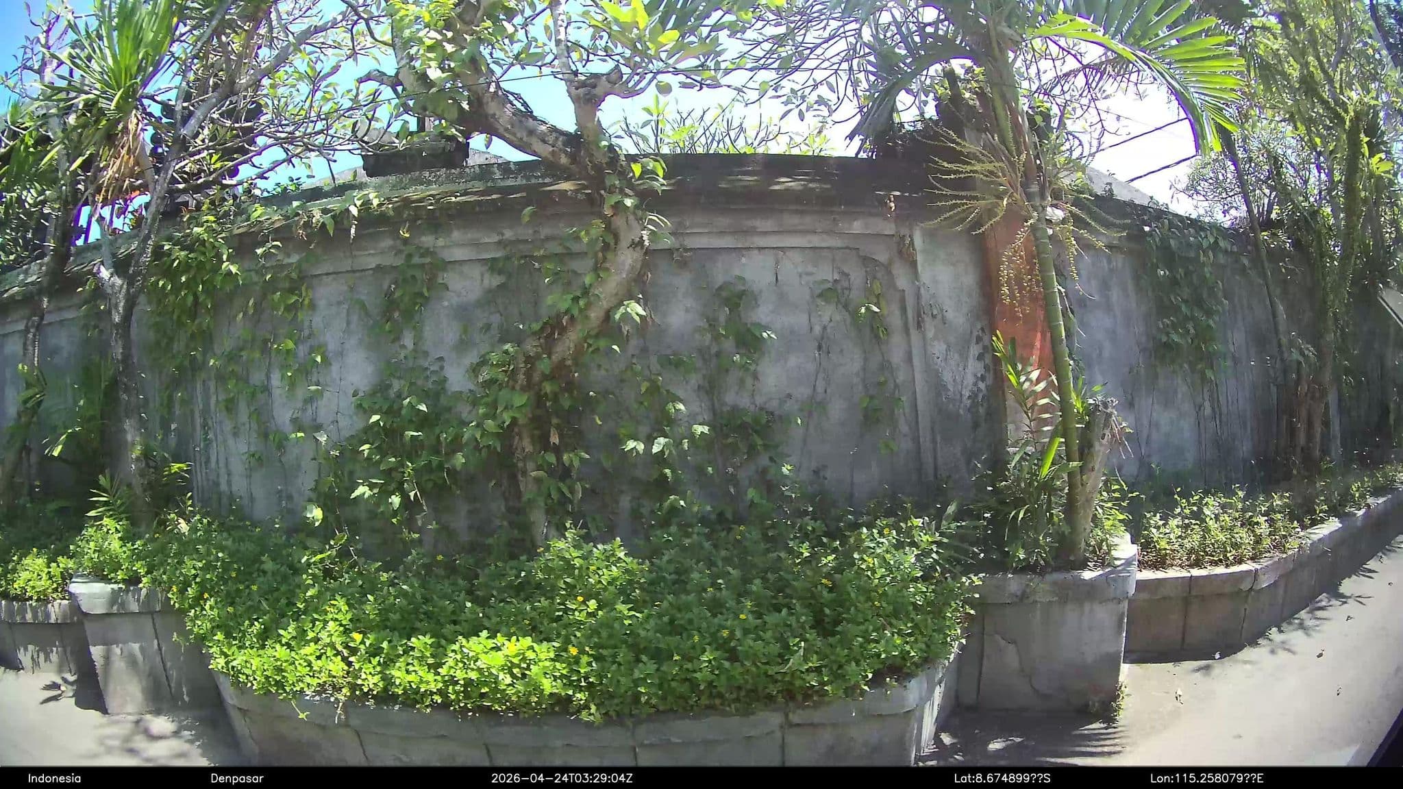 Street view near Rai Dormitory, Sanur