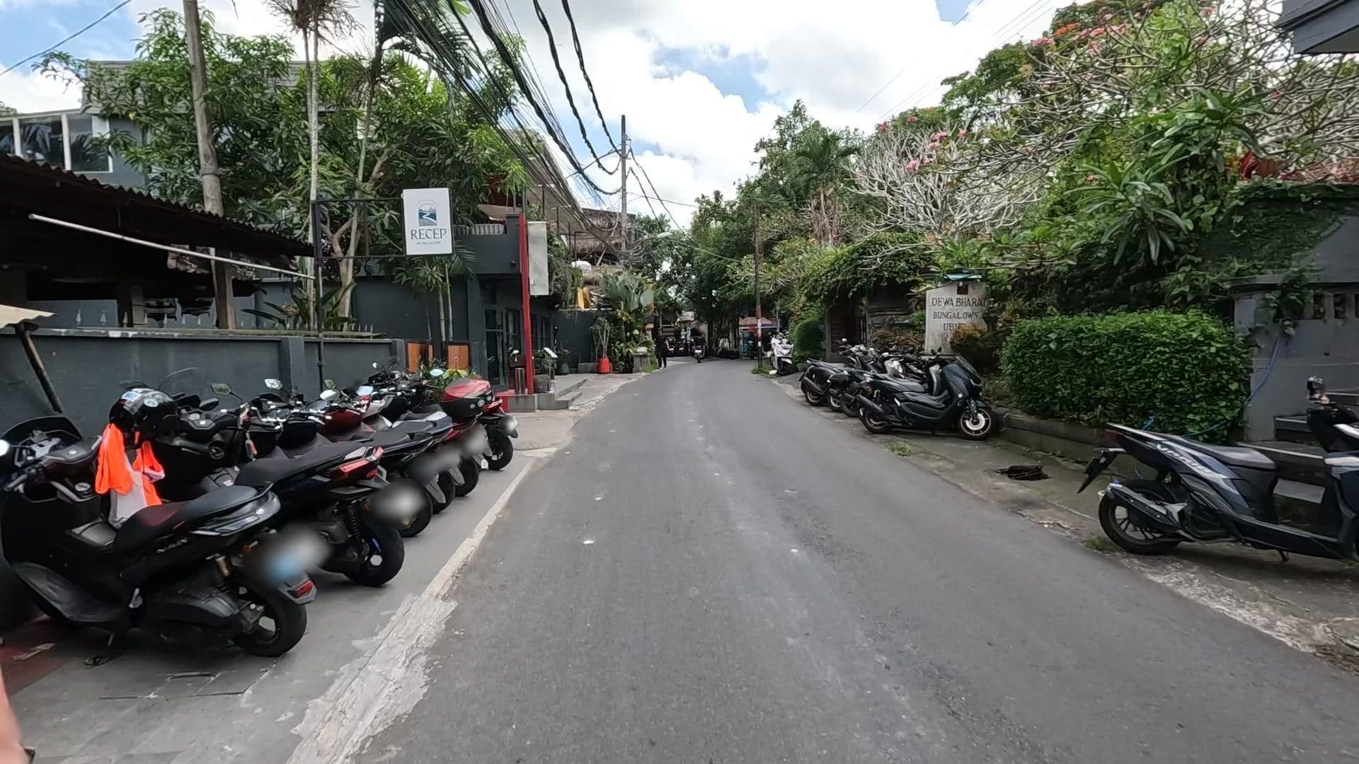 Street view near Gerebig Bungalows, Ubud — © lucomsky (CC BY-SA · Mapillary)