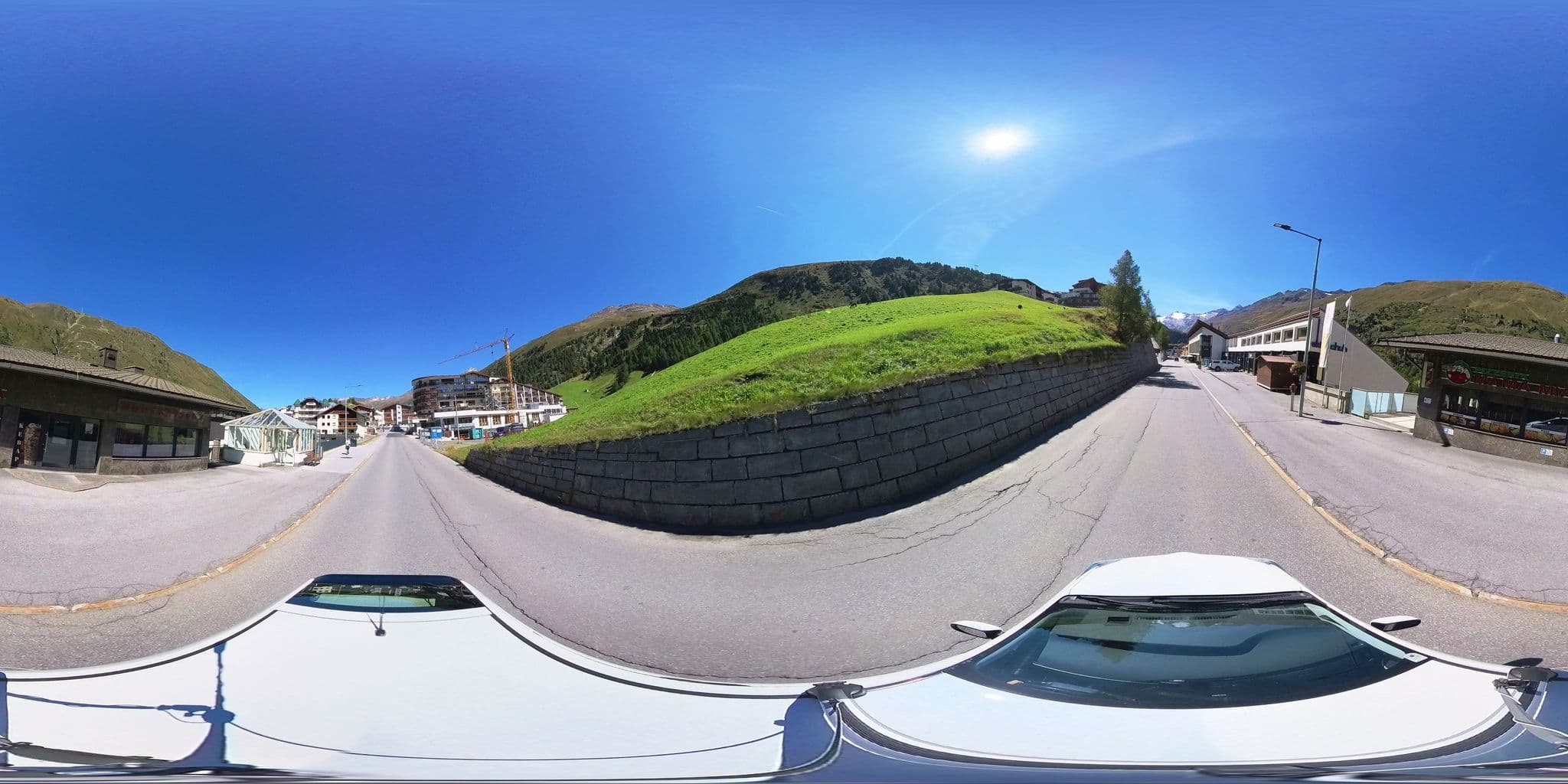 Street view near Snowlodge 1912m, Sölden