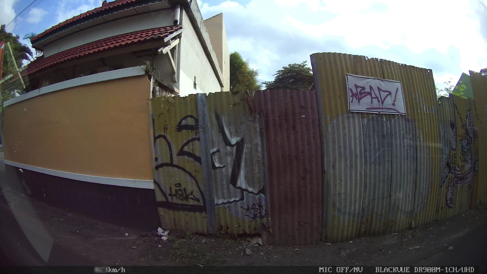 Street view near Ndalem Mantrijeron, Yogyakarta — © kaart_2 (CC BY-SA · Mapillary)