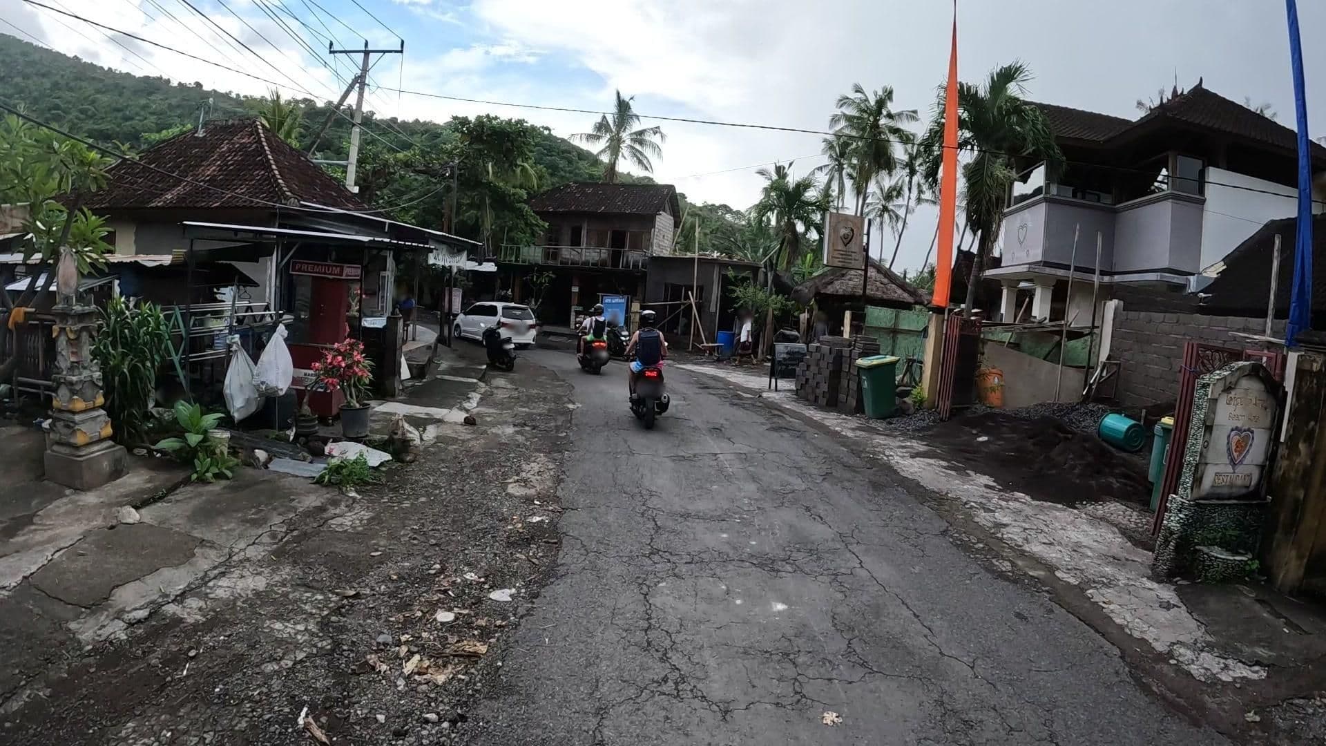 Street view near Life in Amed Beach Hotel, Amlapura