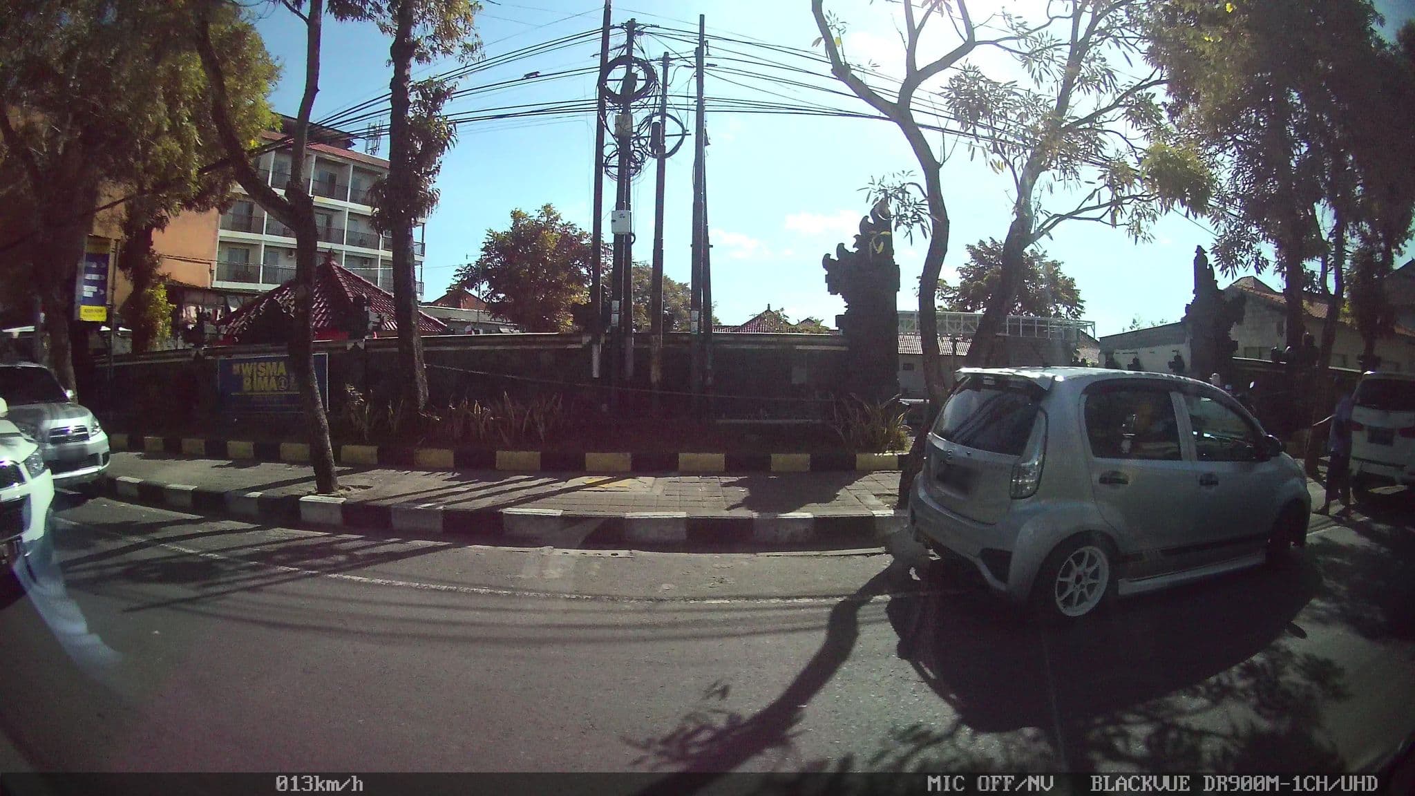Street view near Hotel Hadi Poetra, Kuta — © kaart_1 (CC BY-SA · Mapillary)
