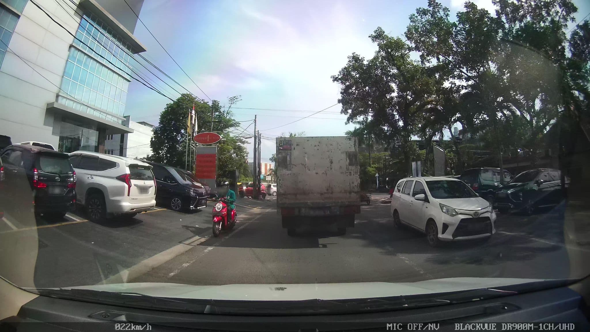 Street view near HARPER Wahid Hasyim, Medan