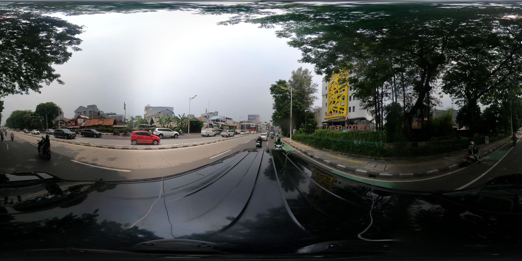 Street view near Royal City Hotel, Jakarta