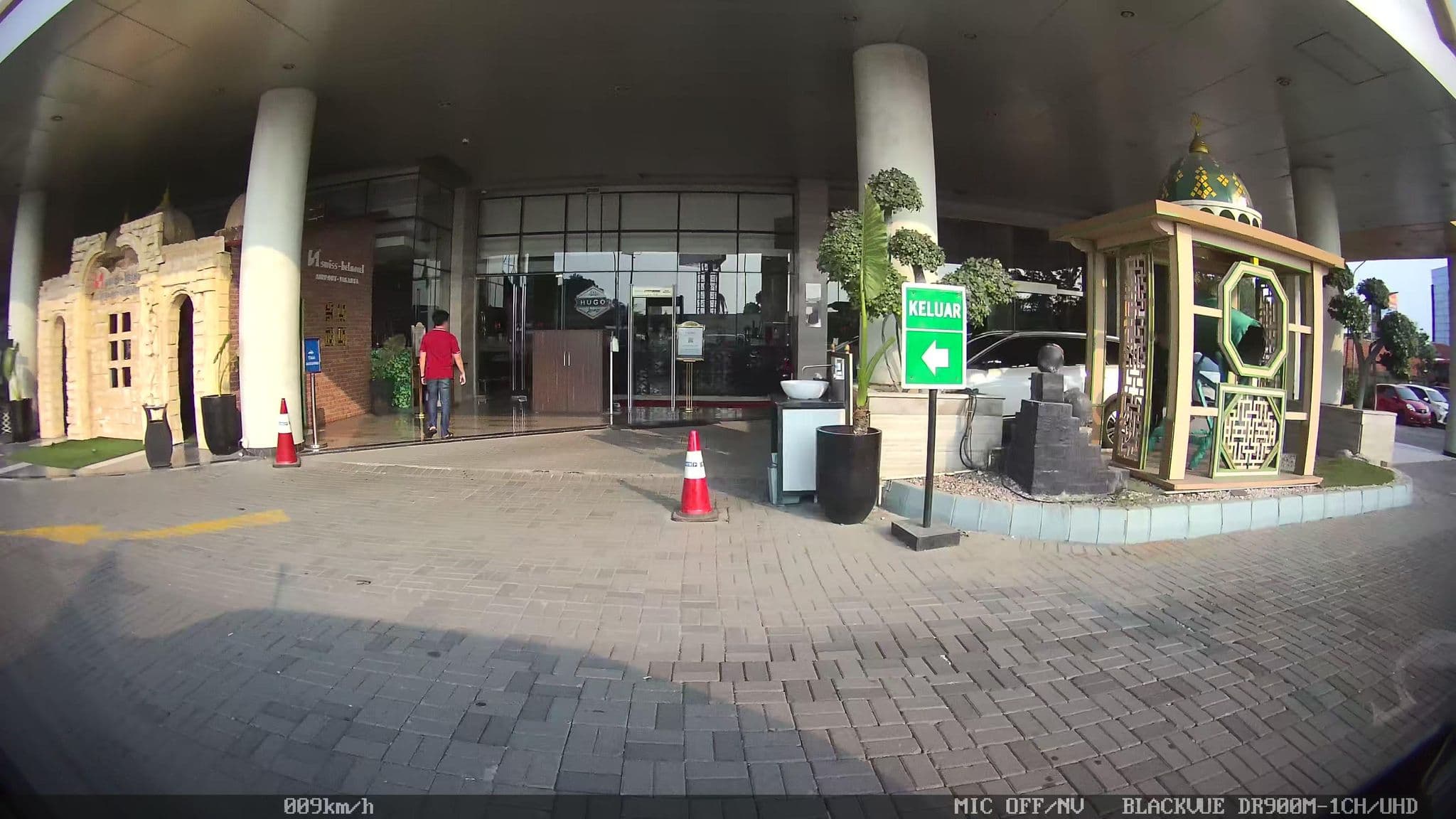Street view near Swiss-Belhotel Airport, Teluknaga — © kaart_2 (CC BY-SA · Mapillary)