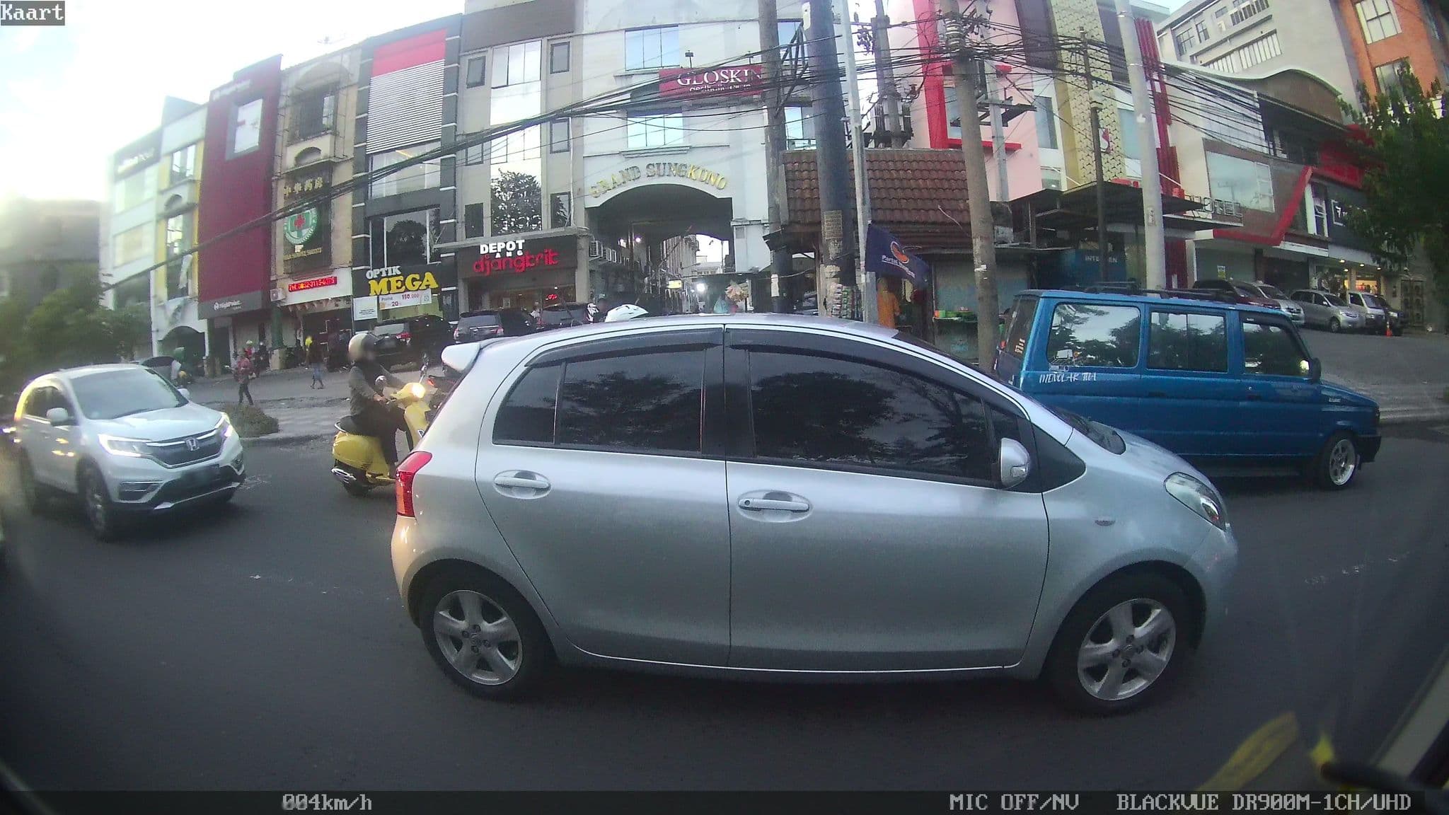 Street view near Sumi Hotel Surabaya, Surabaya