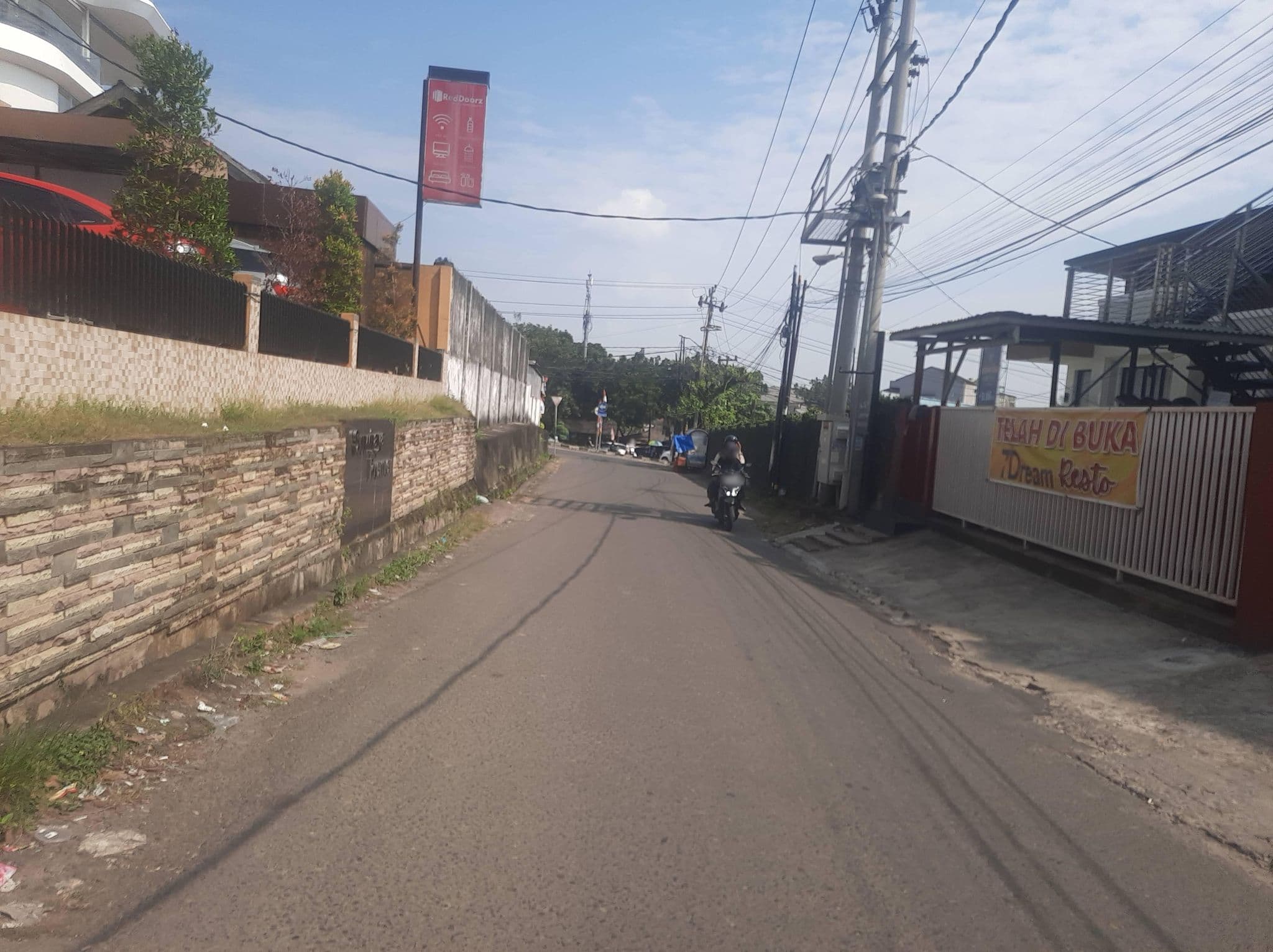 Street view near Sriwijaya Premier, Palembang — © DerBar (CC BY-SA · Mapillary)