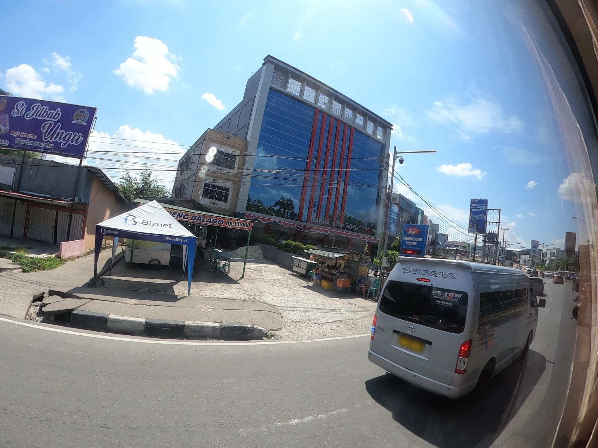Street view near Hotel Parma Star, Pekanbaru