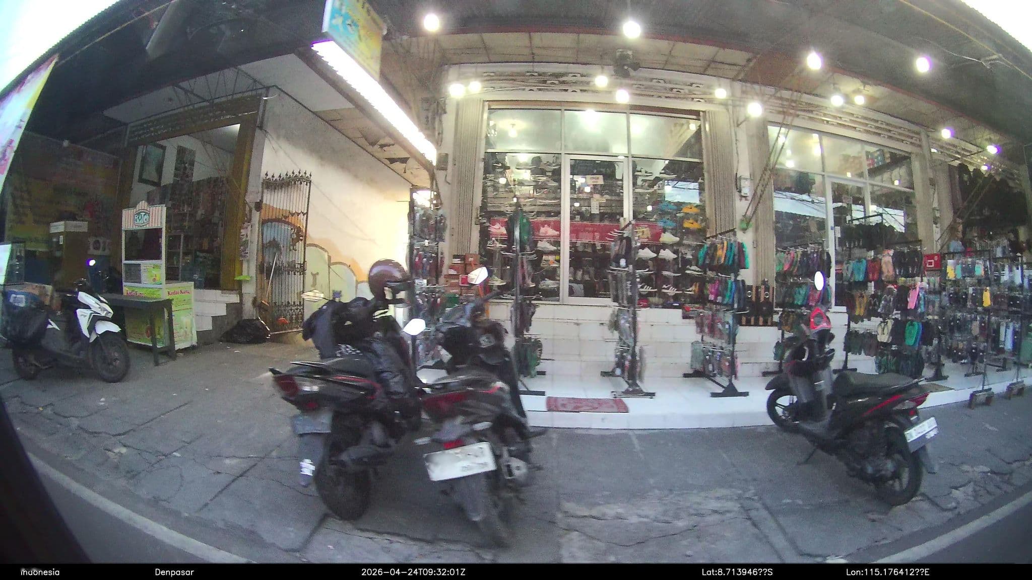 Street view near TikTokStay, Kuta