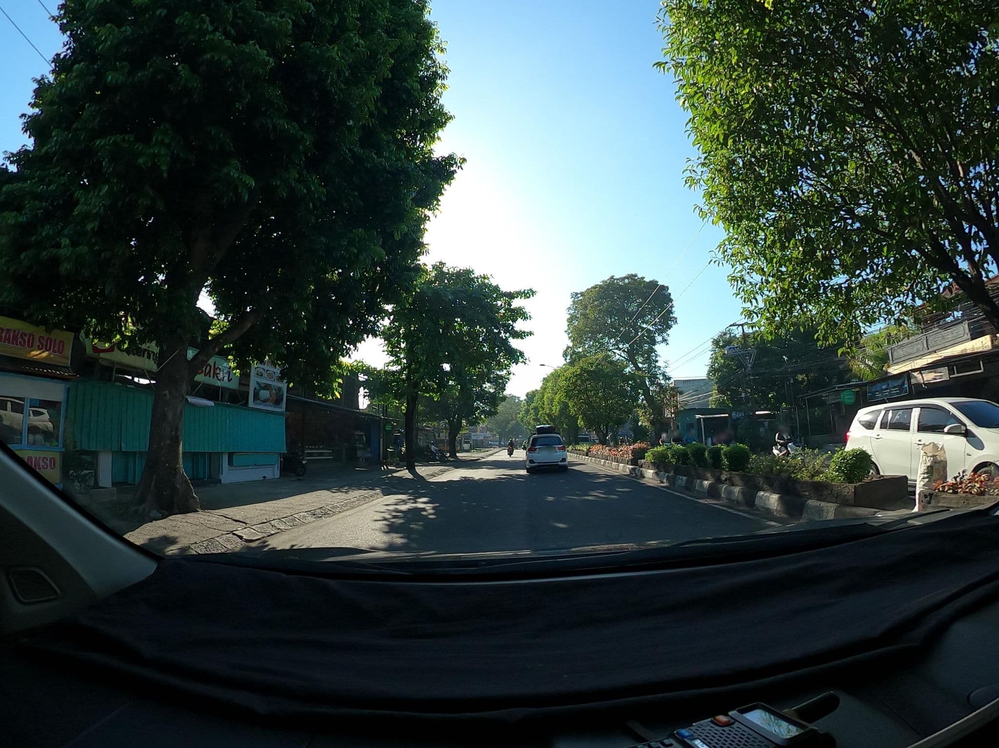 Street view near Hastina hotel, Mataram
