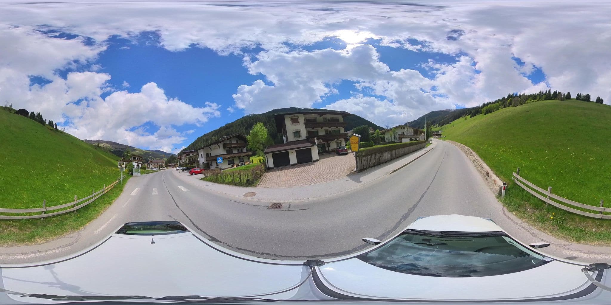 Street view near Alpenland, Tux — © osmplus_org (CC BY-SA · Mapillary)