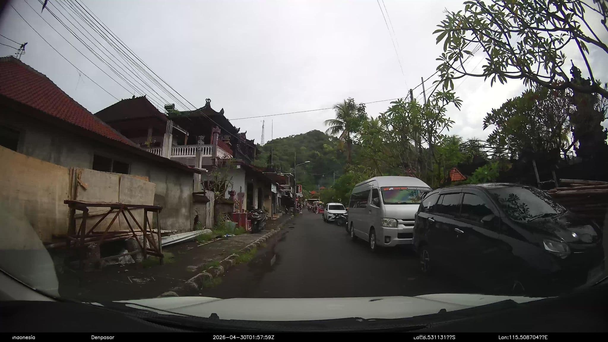 Street view near Bay View House, Banjar Wangsian — © Kaart---FRONT (CC BY-SA · Mapillary)