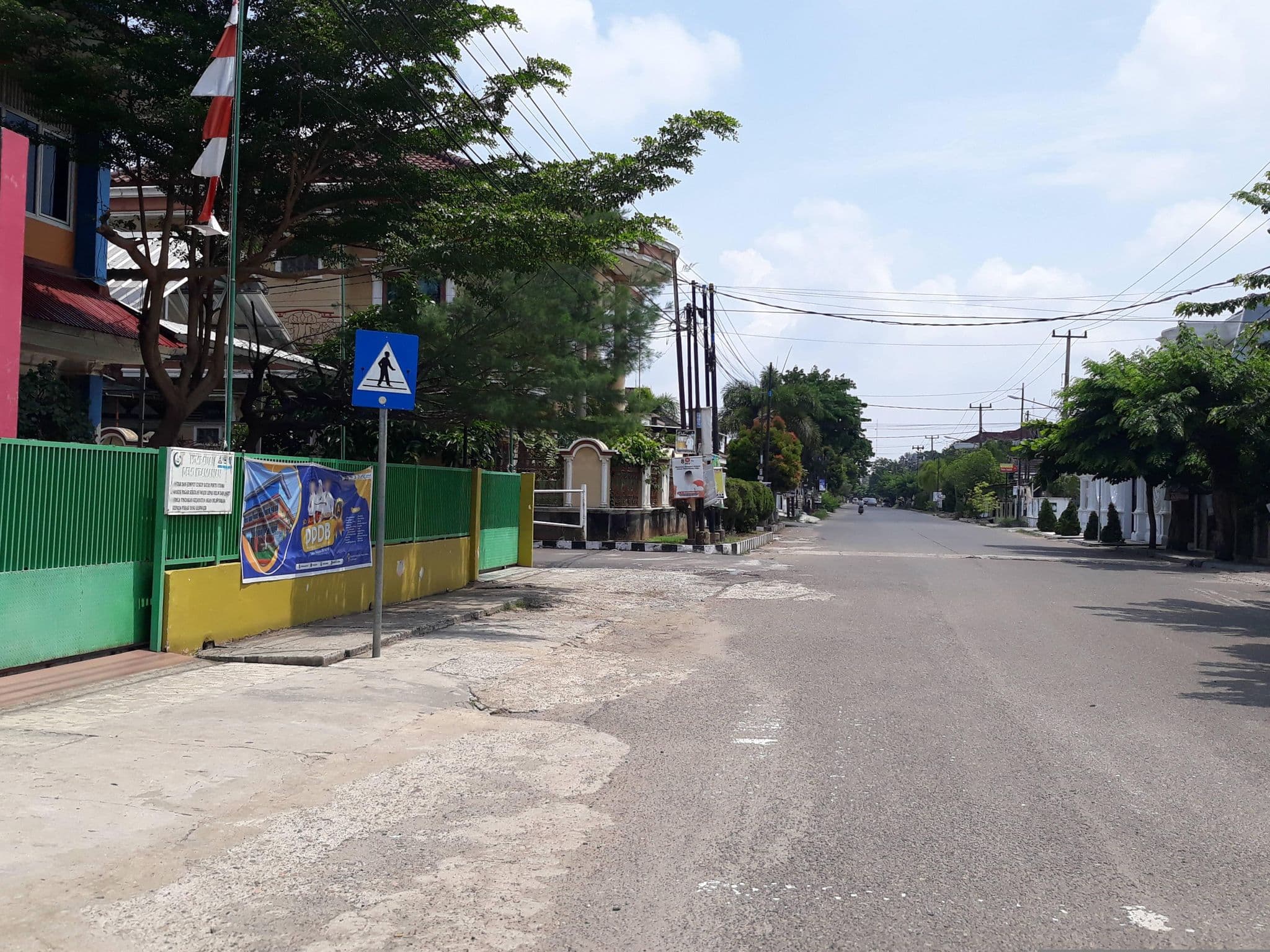 Street view near SD Az Zahra, Palembang — © Kaart_Local (CC BY-SA · Mapillary)