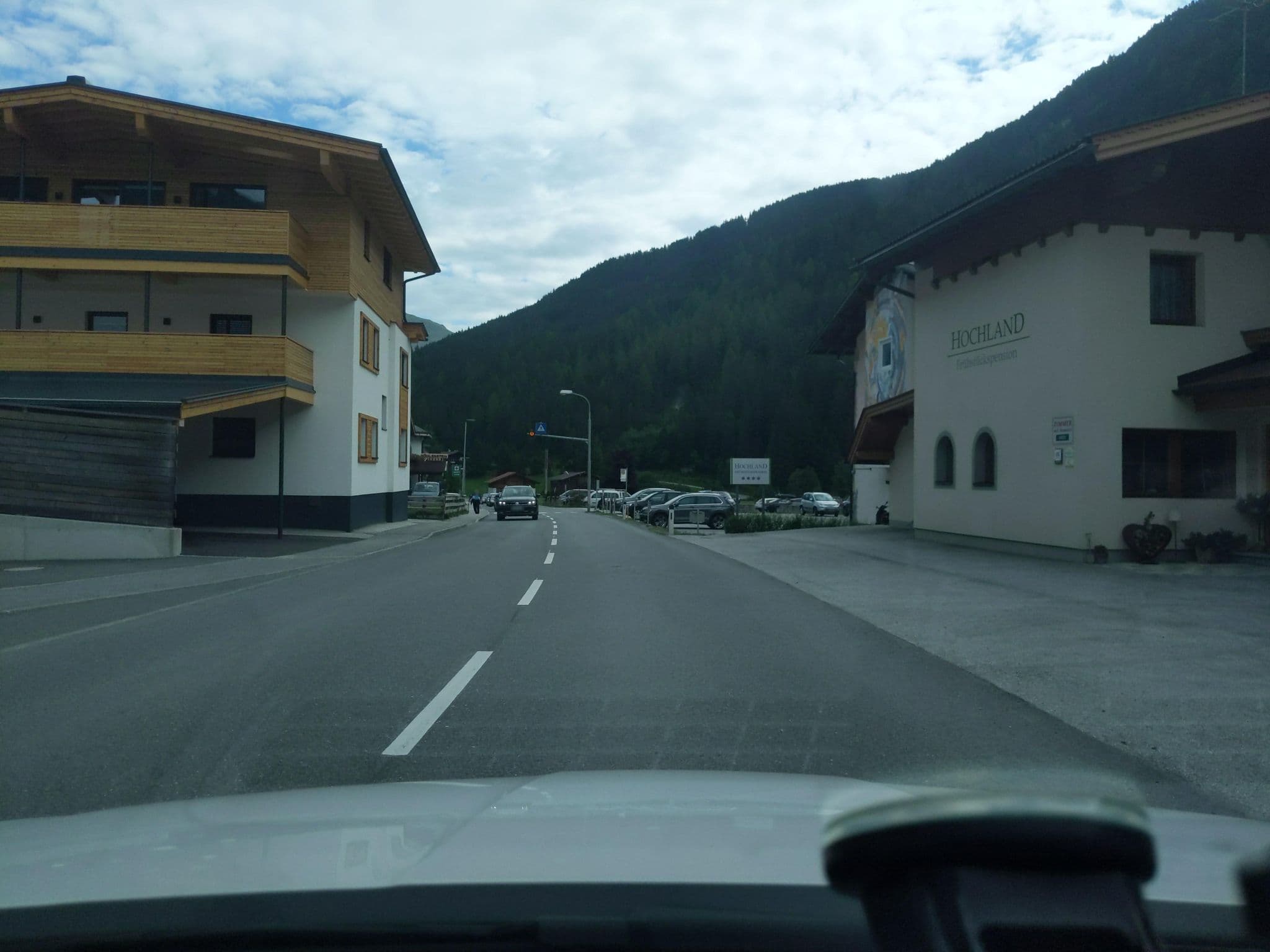 Street view near Haus Hochland, Tux — © littlefool (CC BY-SA · Mapillary)