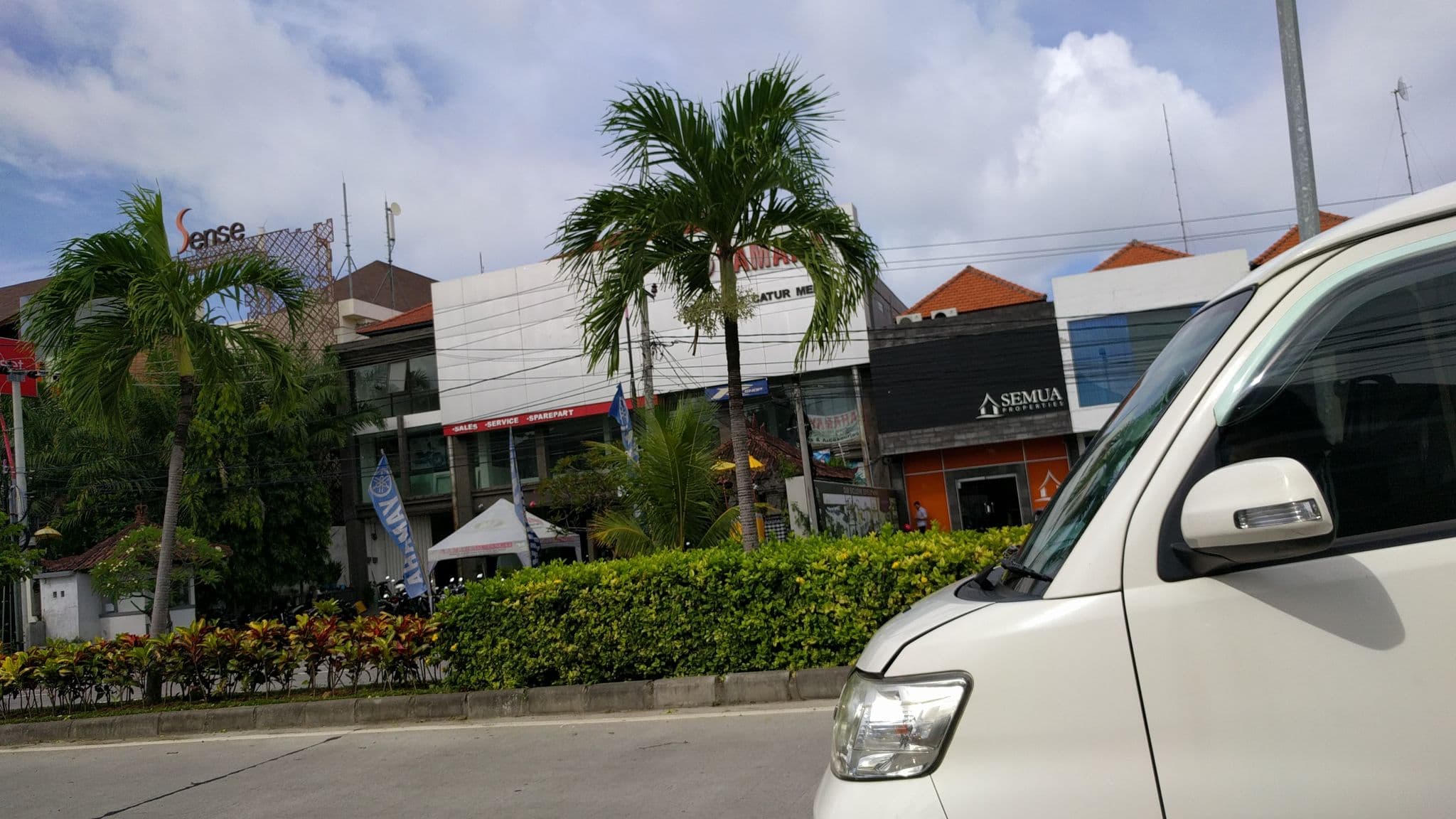 Street view near Maisaba Seminyak, Legian — © tfachrina (CC BY-SA · Mapillary)