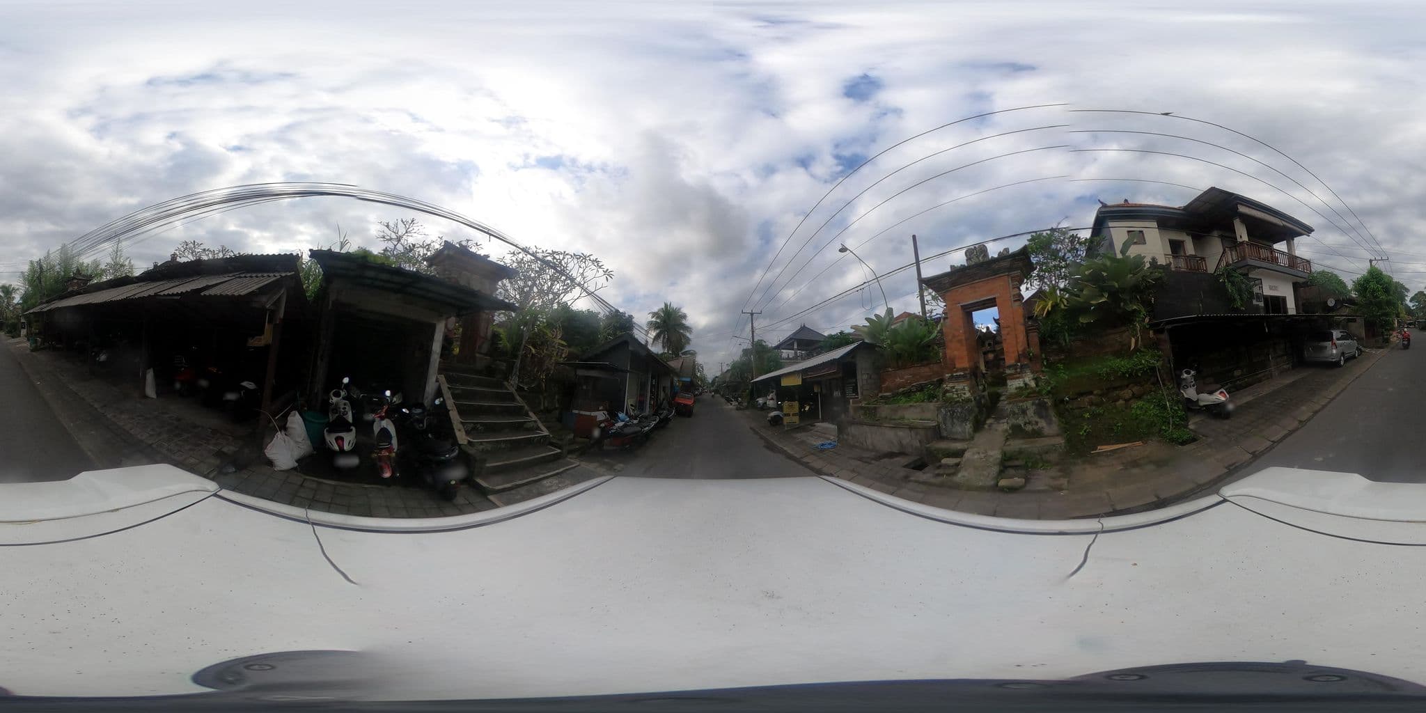 Street view near Horison Ume Suites & Villas Ubud (Metland Venya Ubud), Ubud — © Kaart---360 (CC BY-SA · Mapillary)