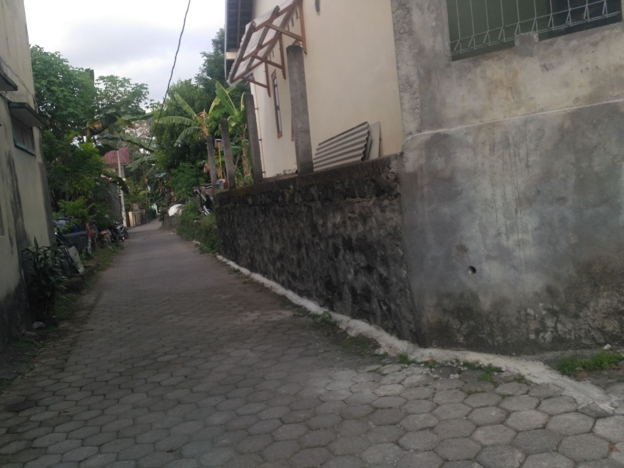 Street view near Kos Mranggen, Melati