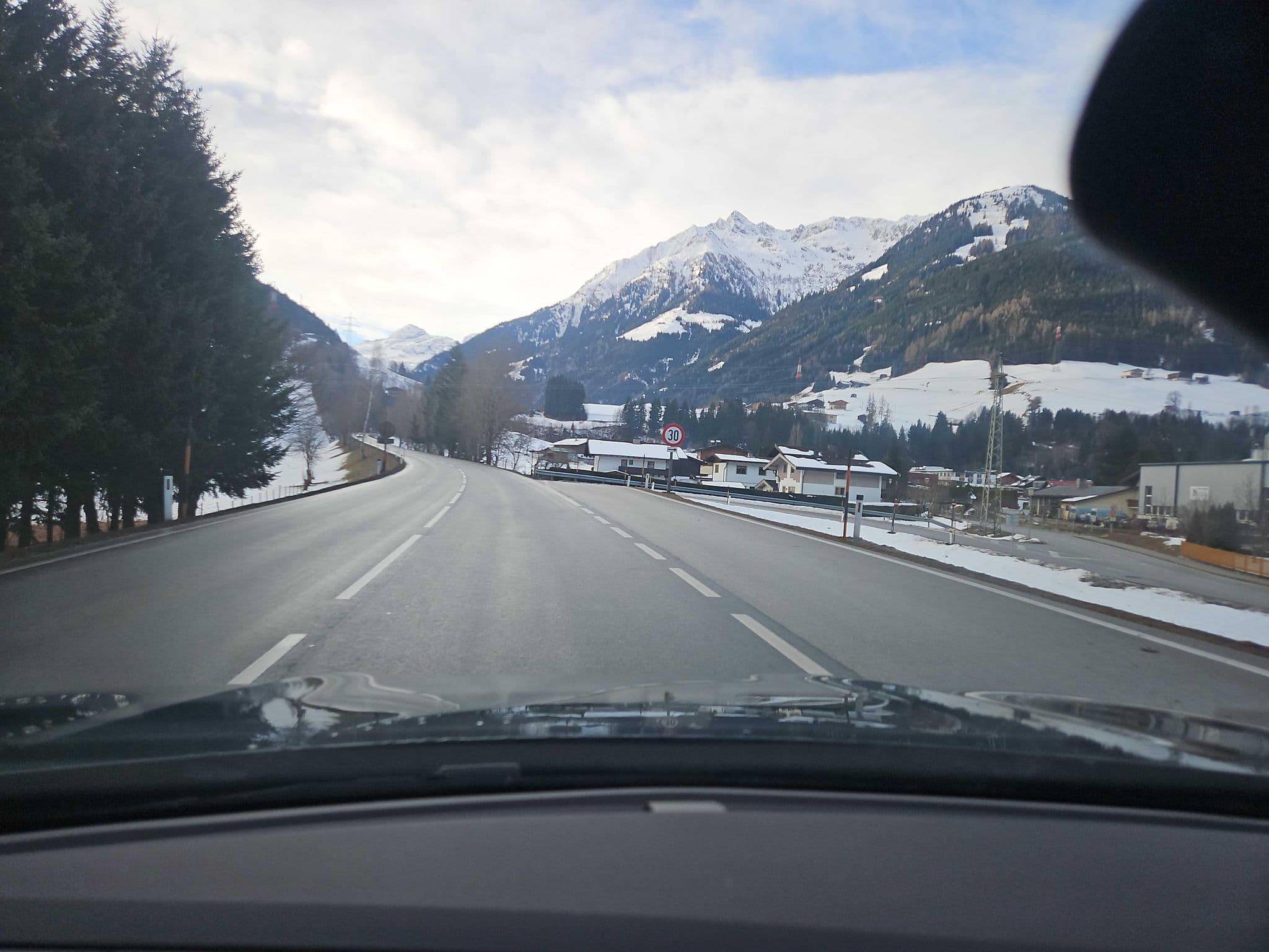 Street view near Haus Kropf, Mittersill
