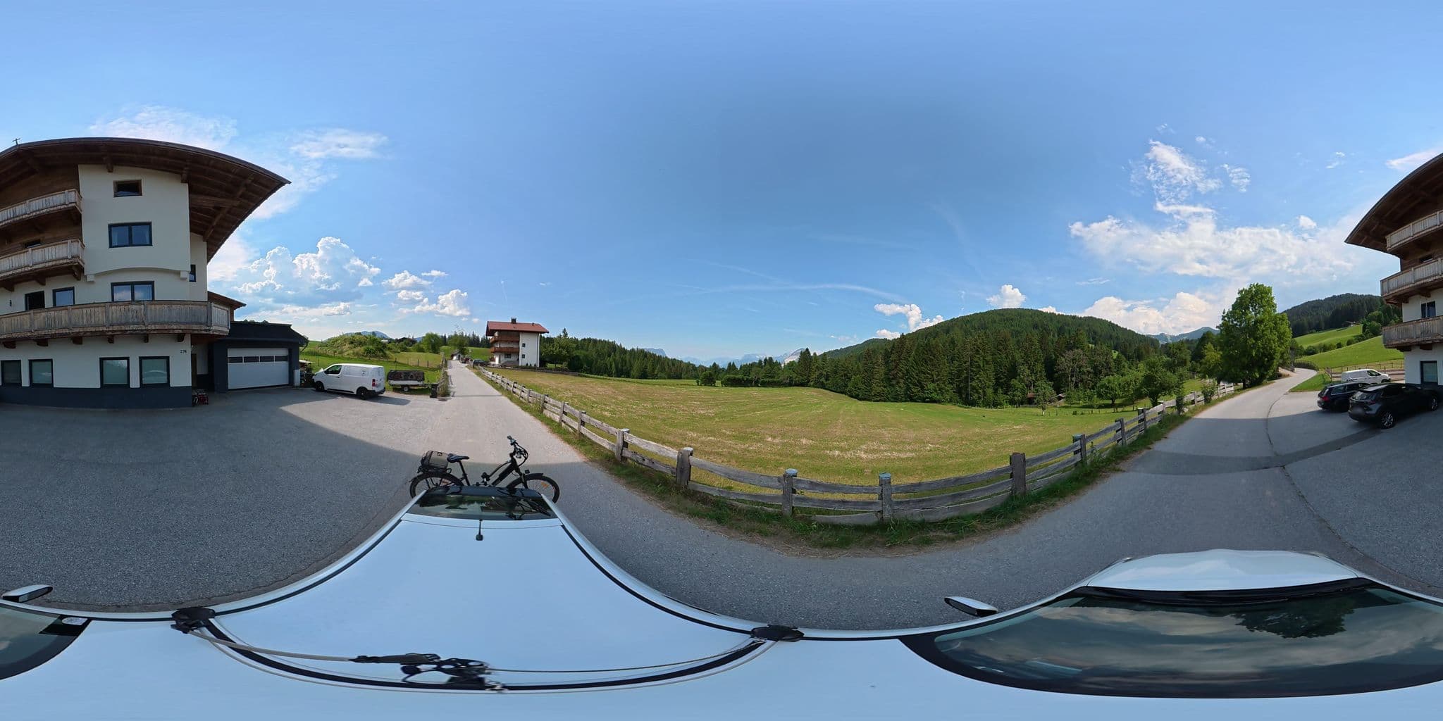 Street view near Kaiserblick Apartments, Oberau — © osmplus_org (CC BY-SA · Mapillary)