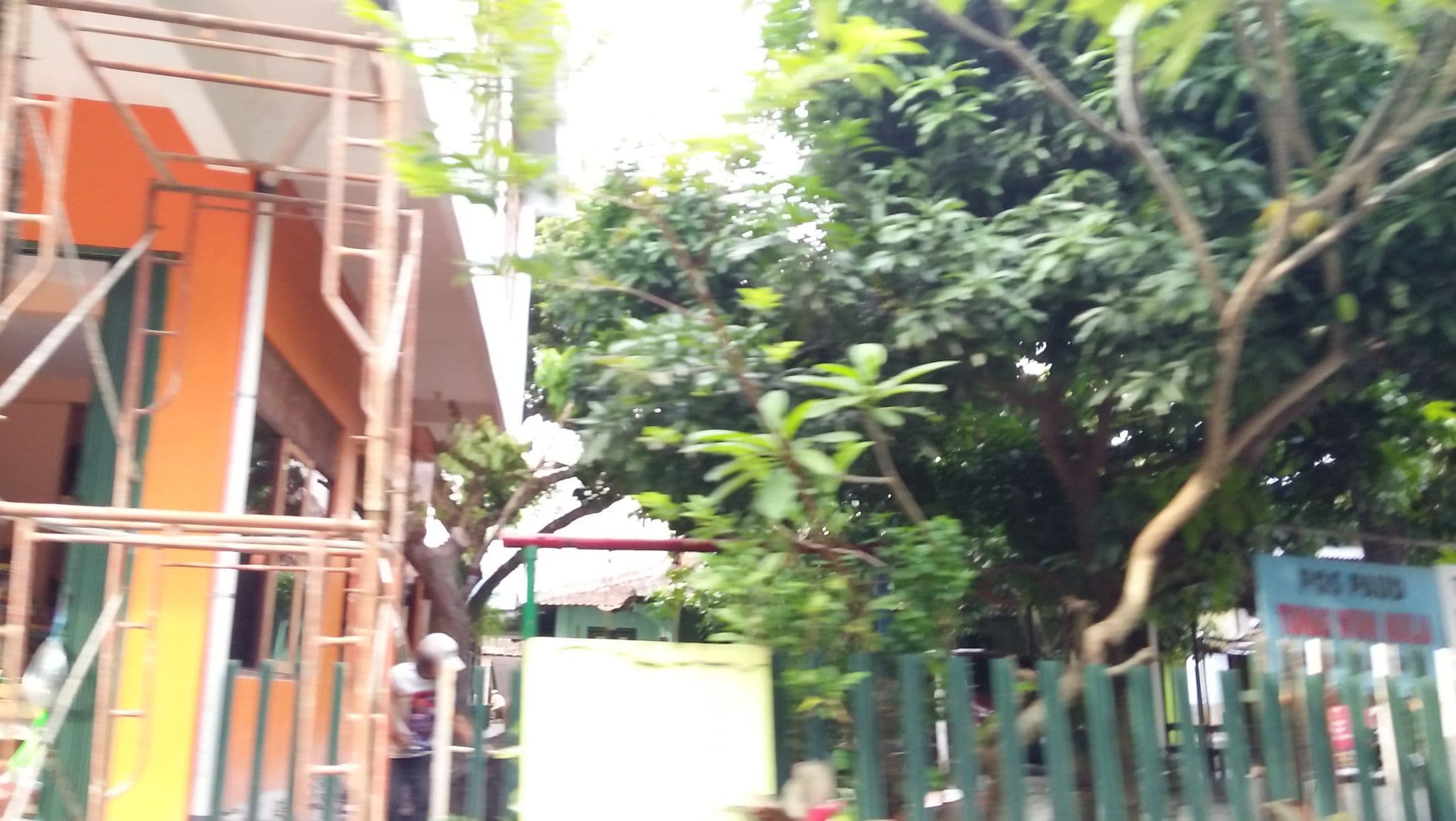 Street view near Kos Bu Muntamah, Melati