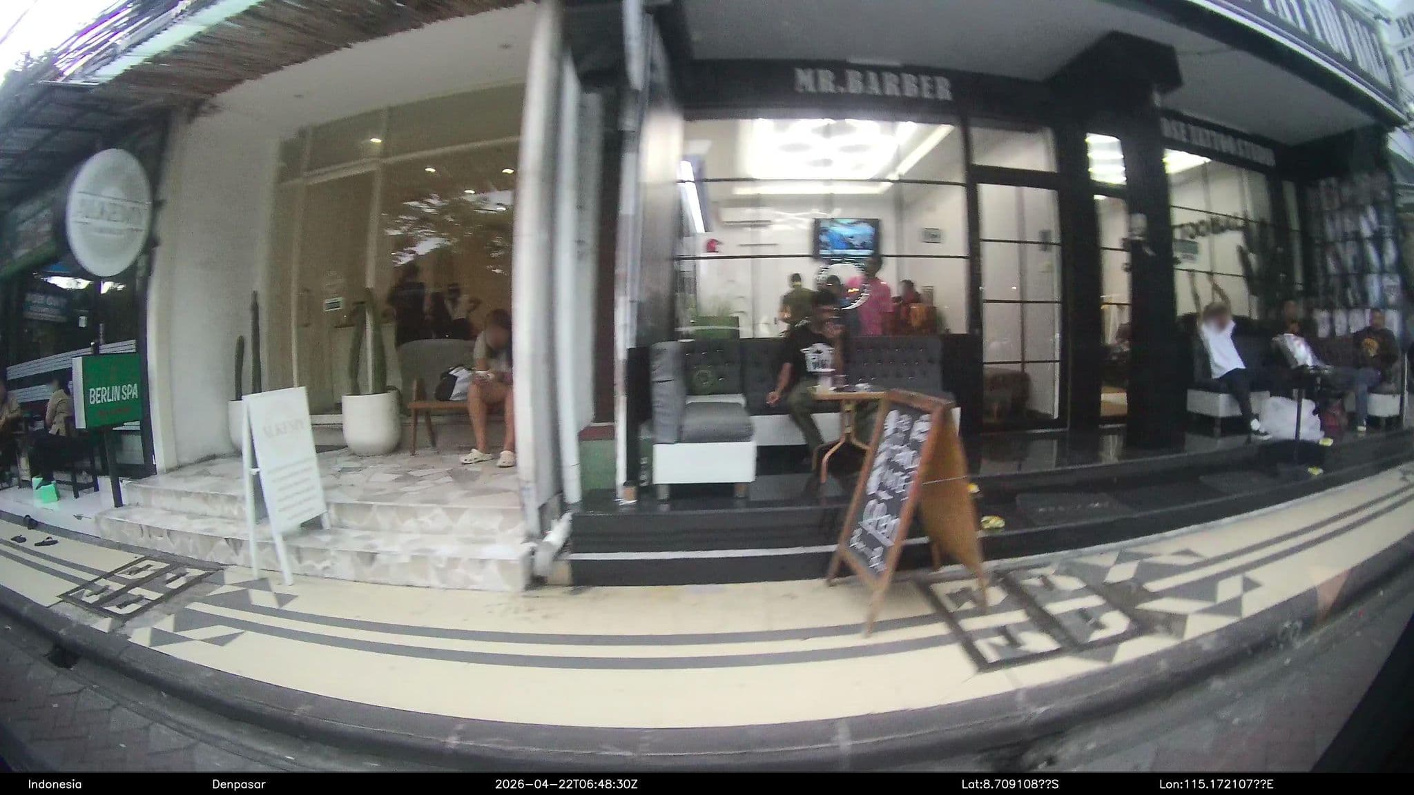 Street view near Sun Hotel, Legian