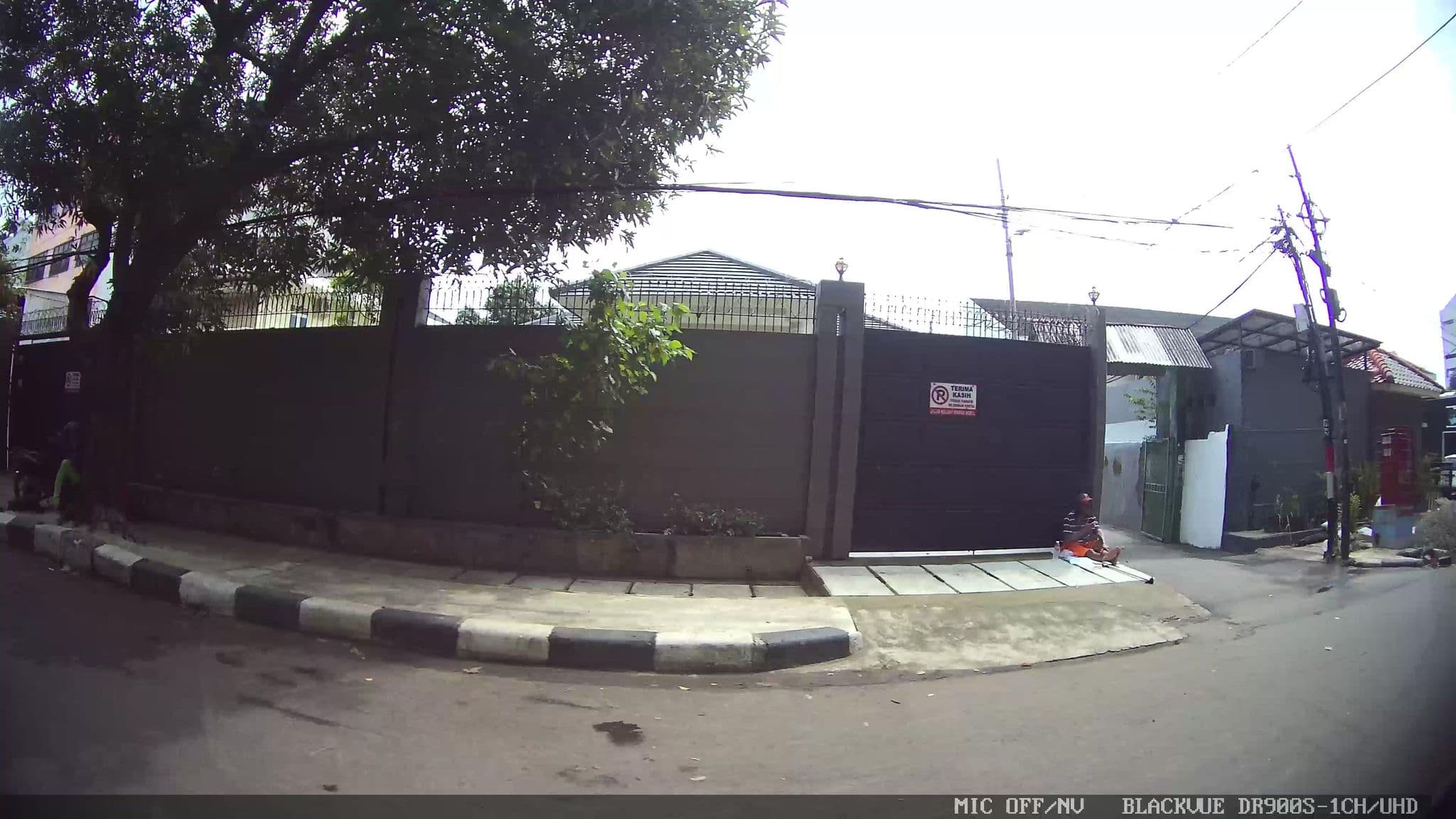 Street view near Hotel Bungur Indah, Jakarta — © Kaart---LEFT (CC BY-SA · Mapillary)