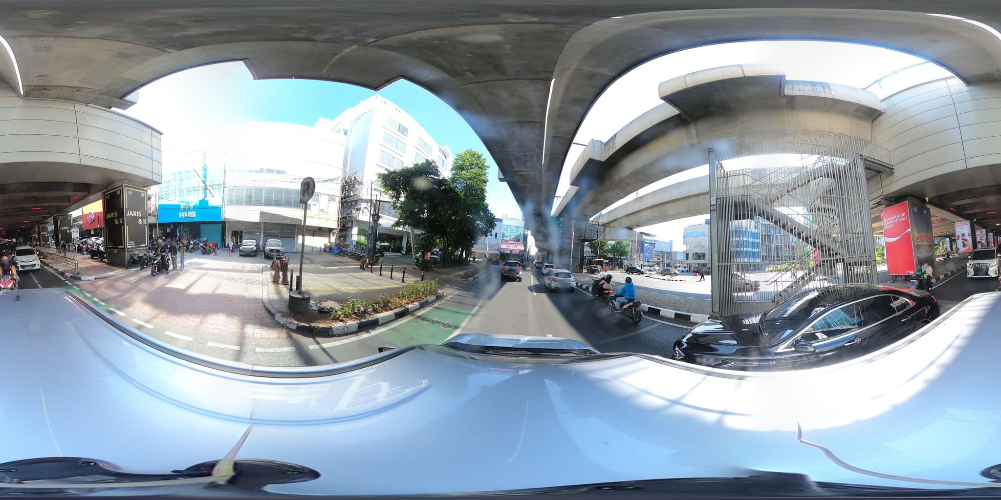 Street view near Hotel Boutiq, Jakarta — © kaart_1 (CC BY-SA · Mapillary)