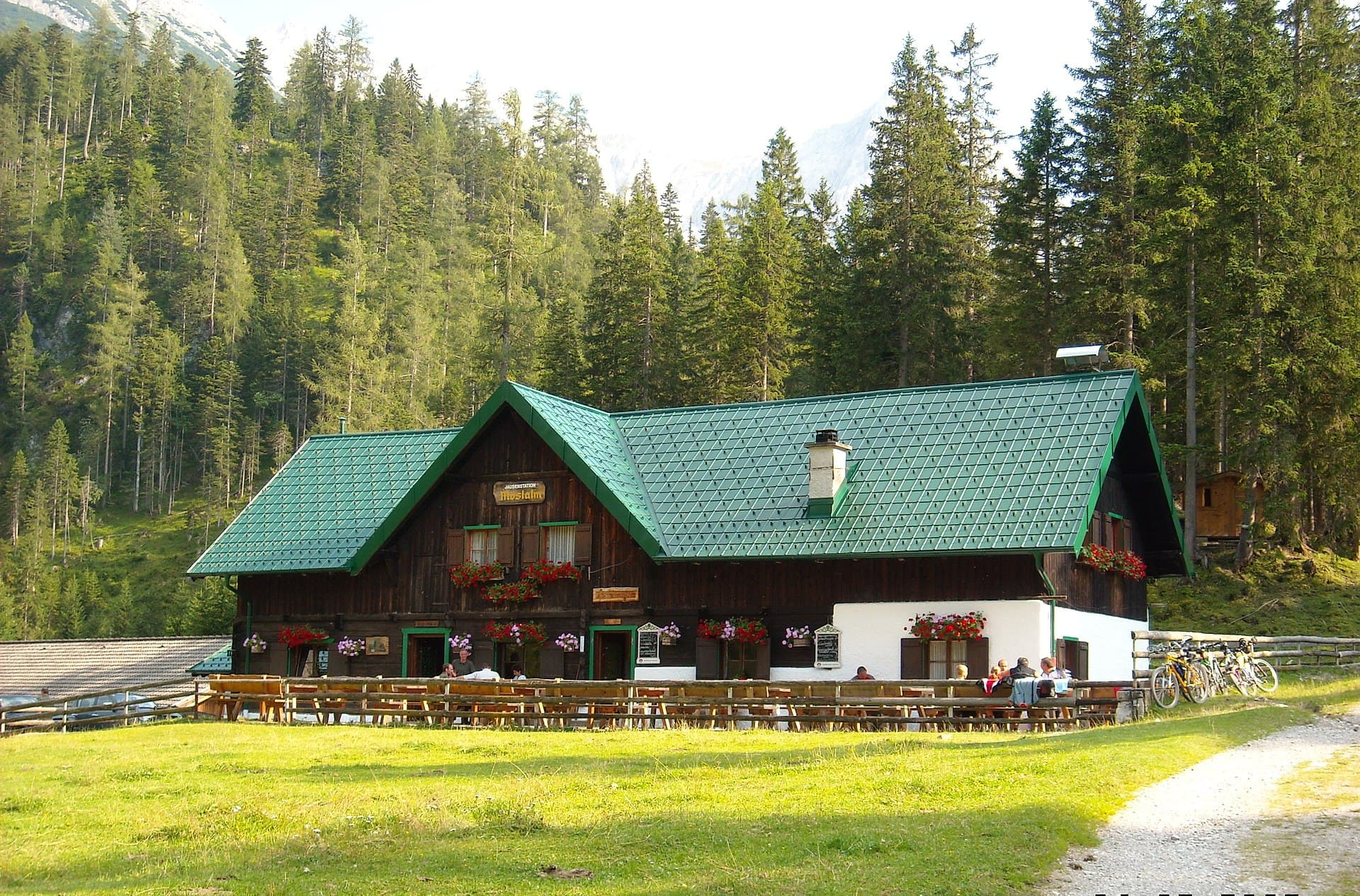 Möslalm (via Wikimedia Commons, CC BY-SA 3.0)