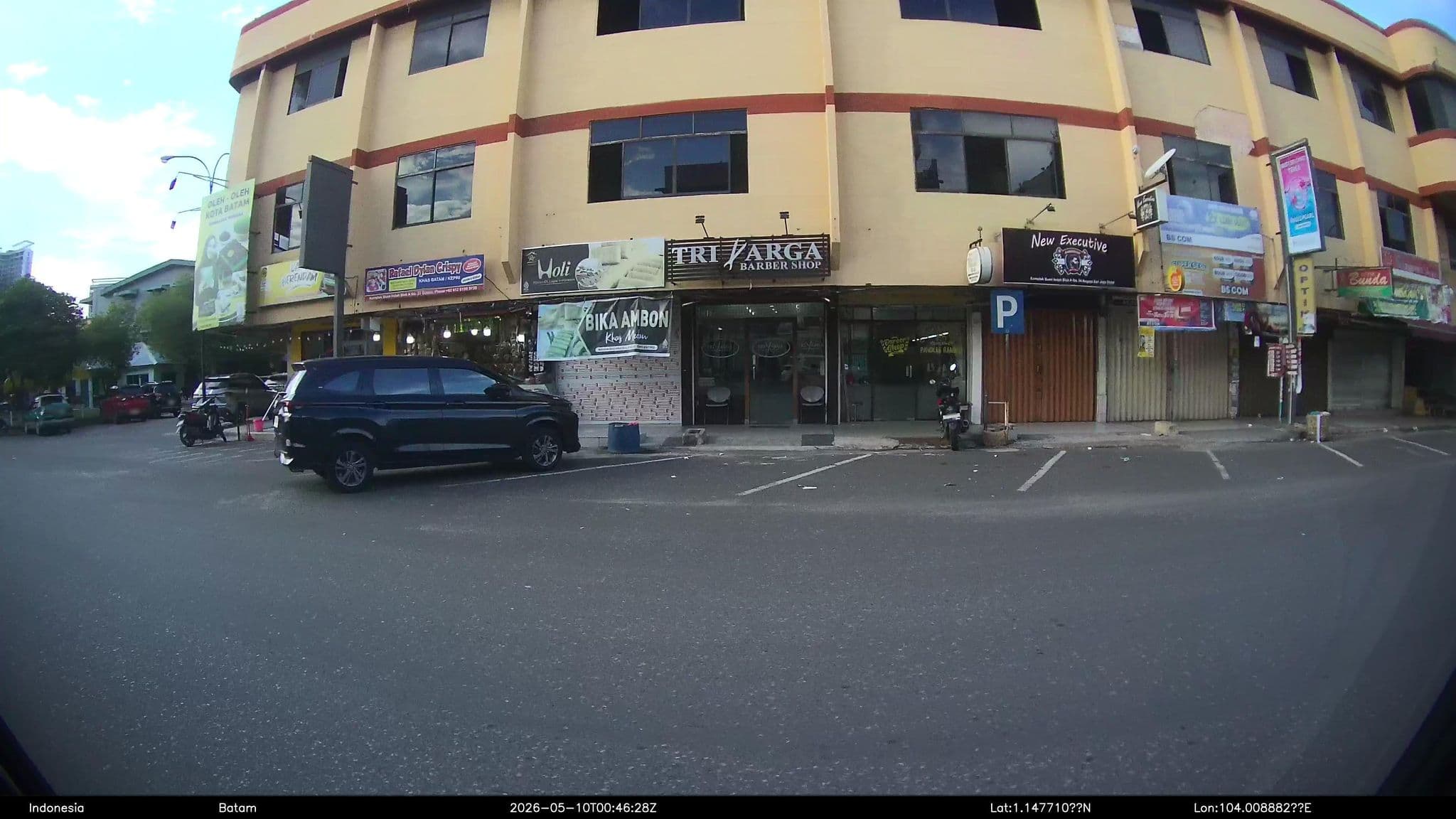 Street view near Hotel Sari Jaya, Batam — © Kaart---LEFT (CC BY-SA · Mapillary)