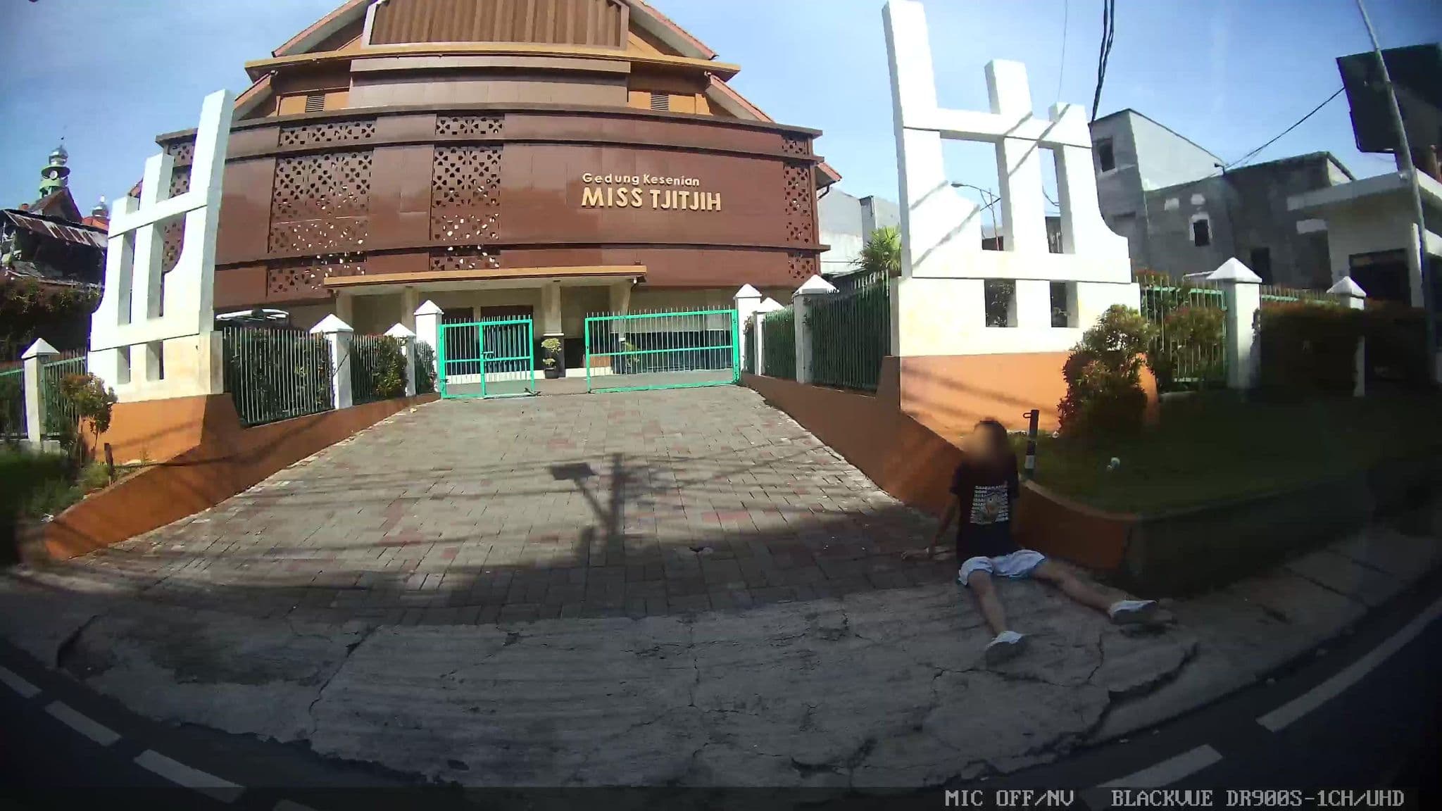 Street view near Hotel Cempaka Sari, Jakarta — © Kaart---LEFT (CC BY-SA · Mapillary)