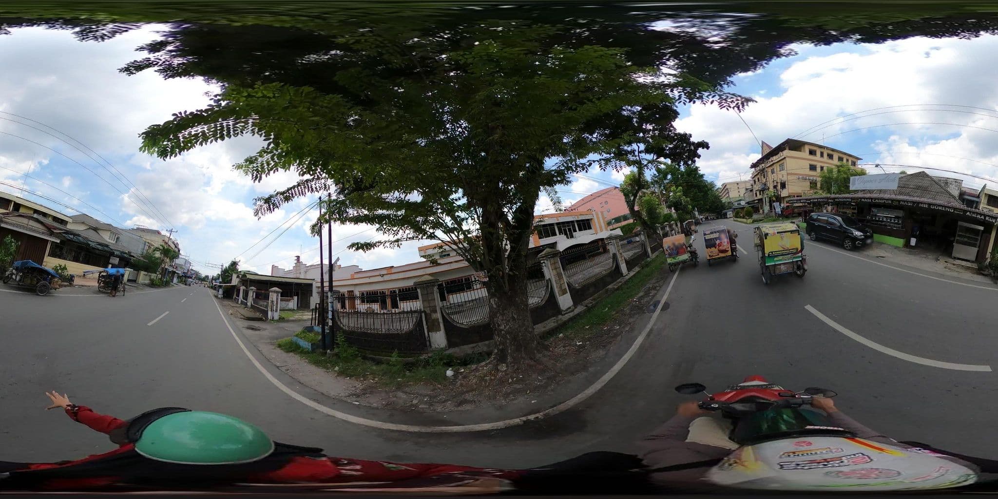 Street view near Hotel Melati, Medan