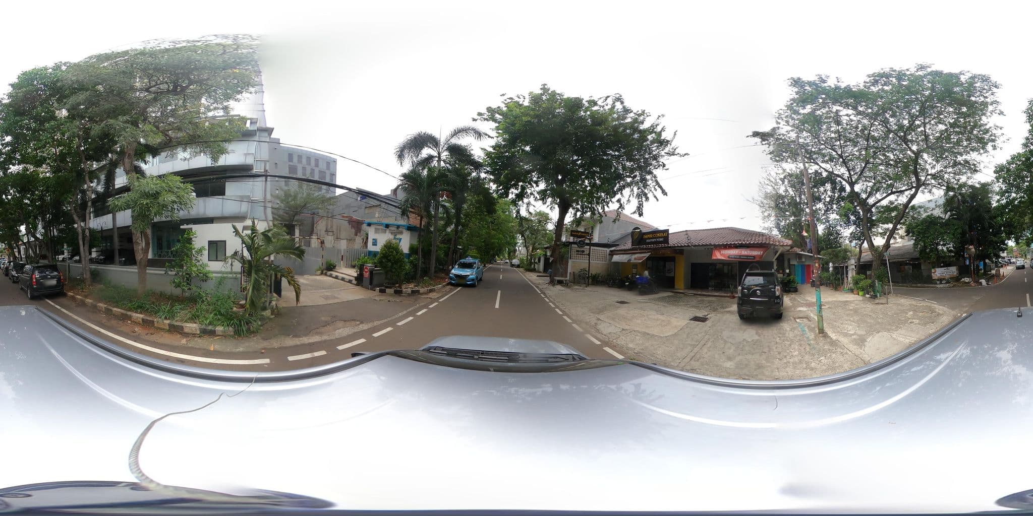 Street view near Hotel Kawanua, Jakarta — © Kaart---360 (CC BY-SA · Mapillary)