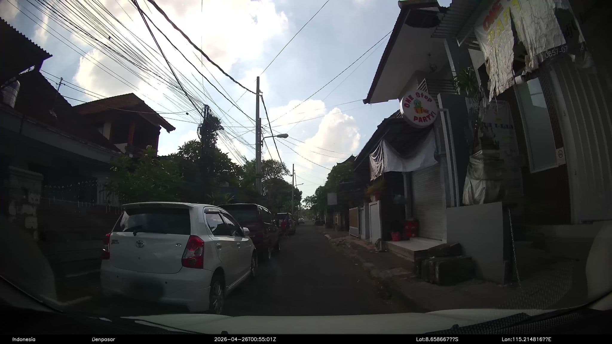 Street view near Hotel Merta Sari, Denpasar — © Kaart---FRONT (CC BY-SA · Mapillary)