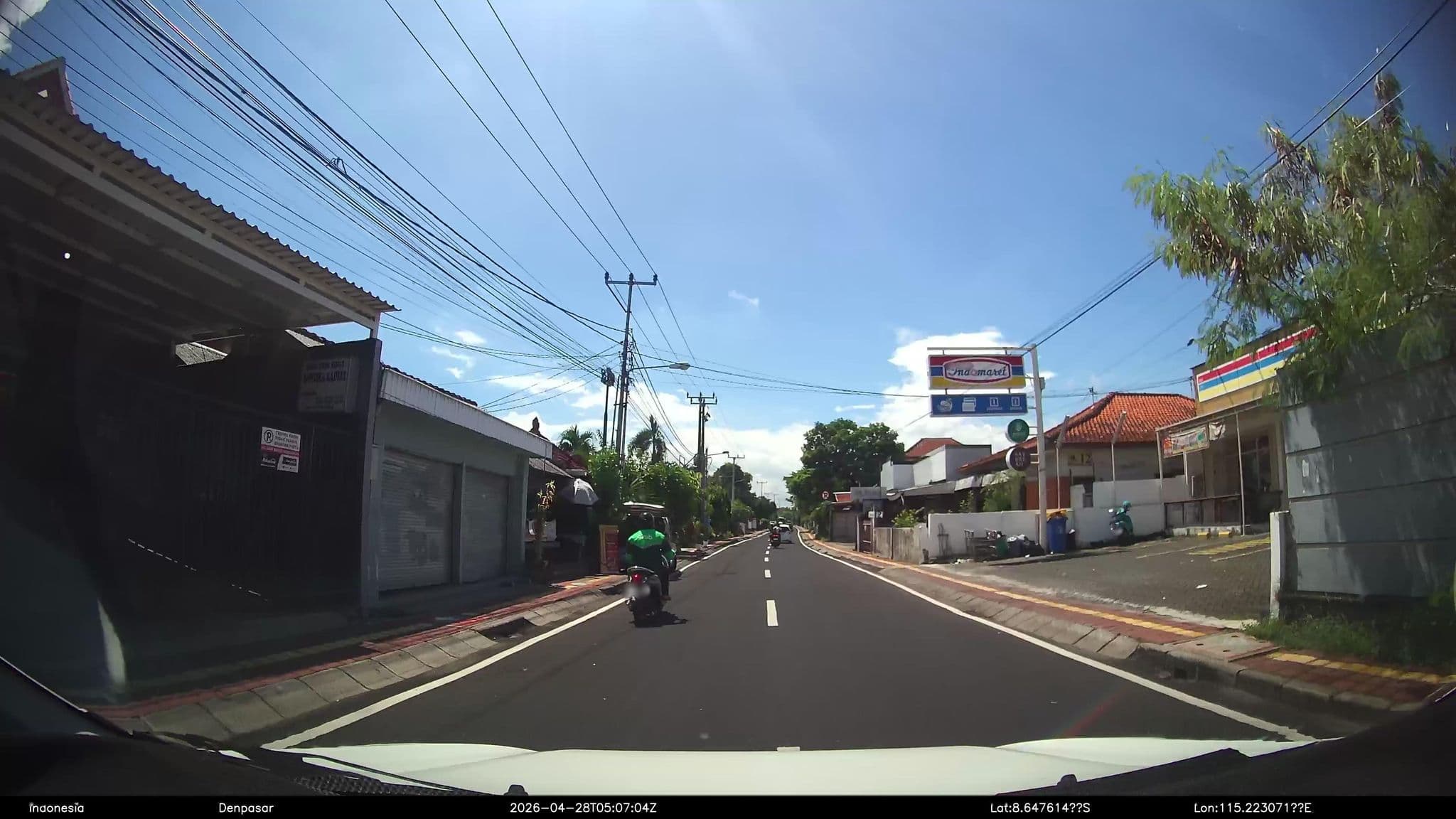 Street view near Hotel Suli, Denpasar — © Kaart---FRONT (CC BY-SA · Mapillary)