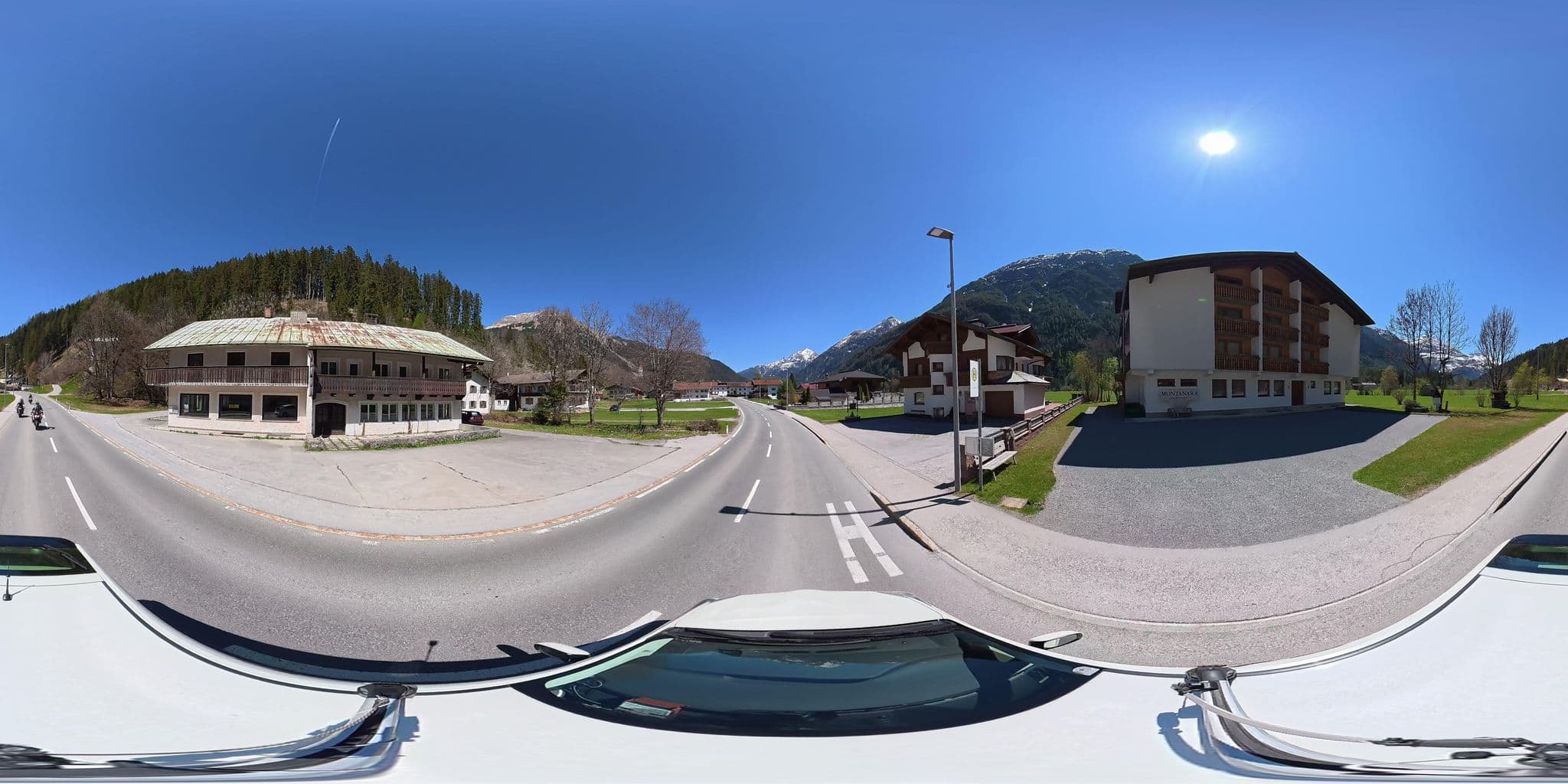 Street view near Skischule Holzgau, Pettneu