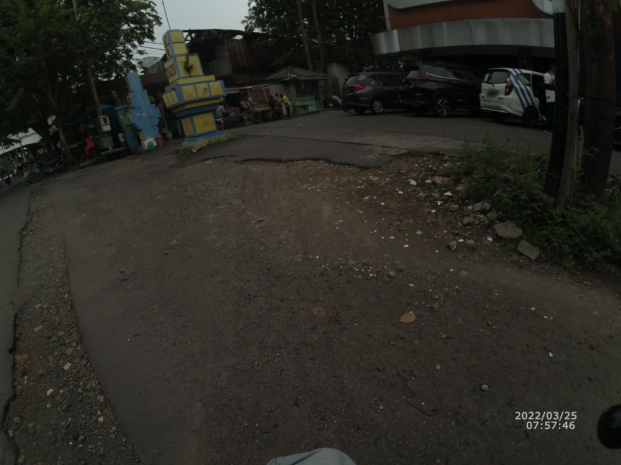 Street view near CitiHub Hotel, Surabaya