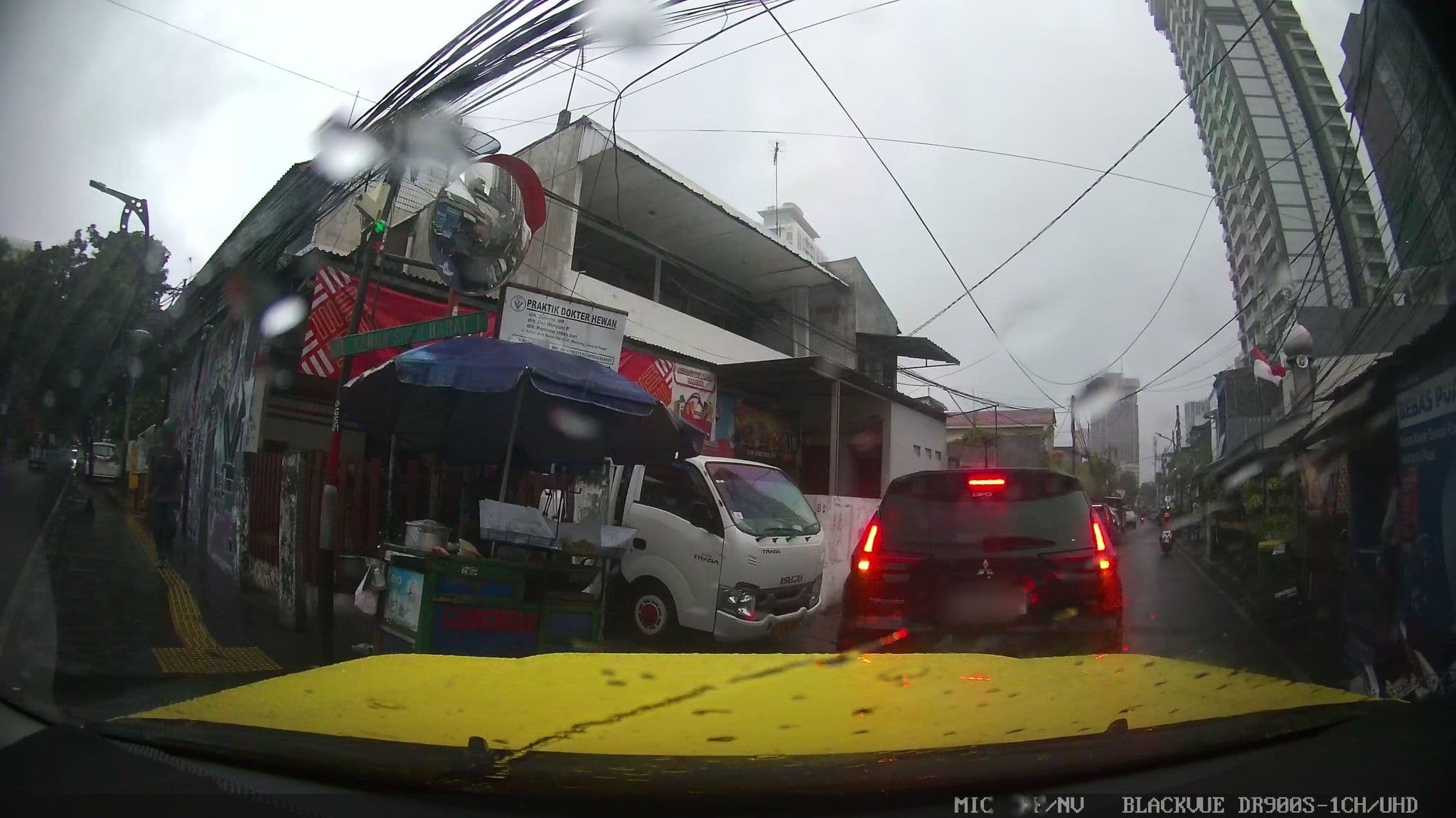 Street view near Dafam Express Jaksa Jakarta, Jakarta — © Kaart---FRONT (CC BY-SA · Mapillary)
