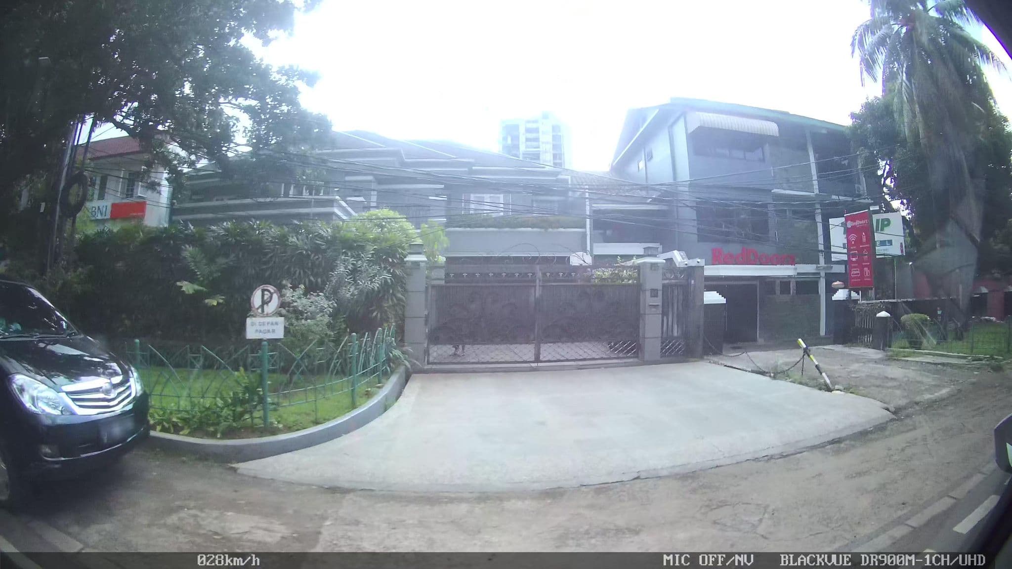 Street view near Hotel Tulip Gunung, Jakarta
