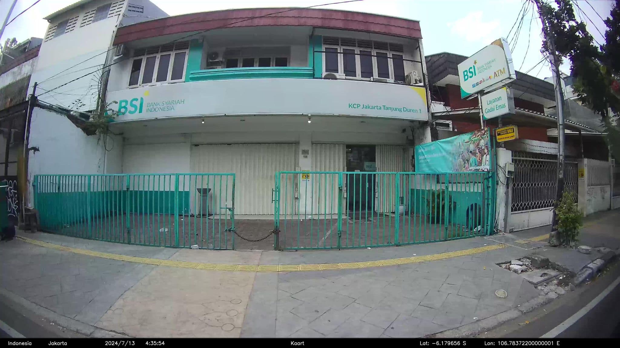 Street view near Noto Kost (Kos Tanjung Duren), Jakarta