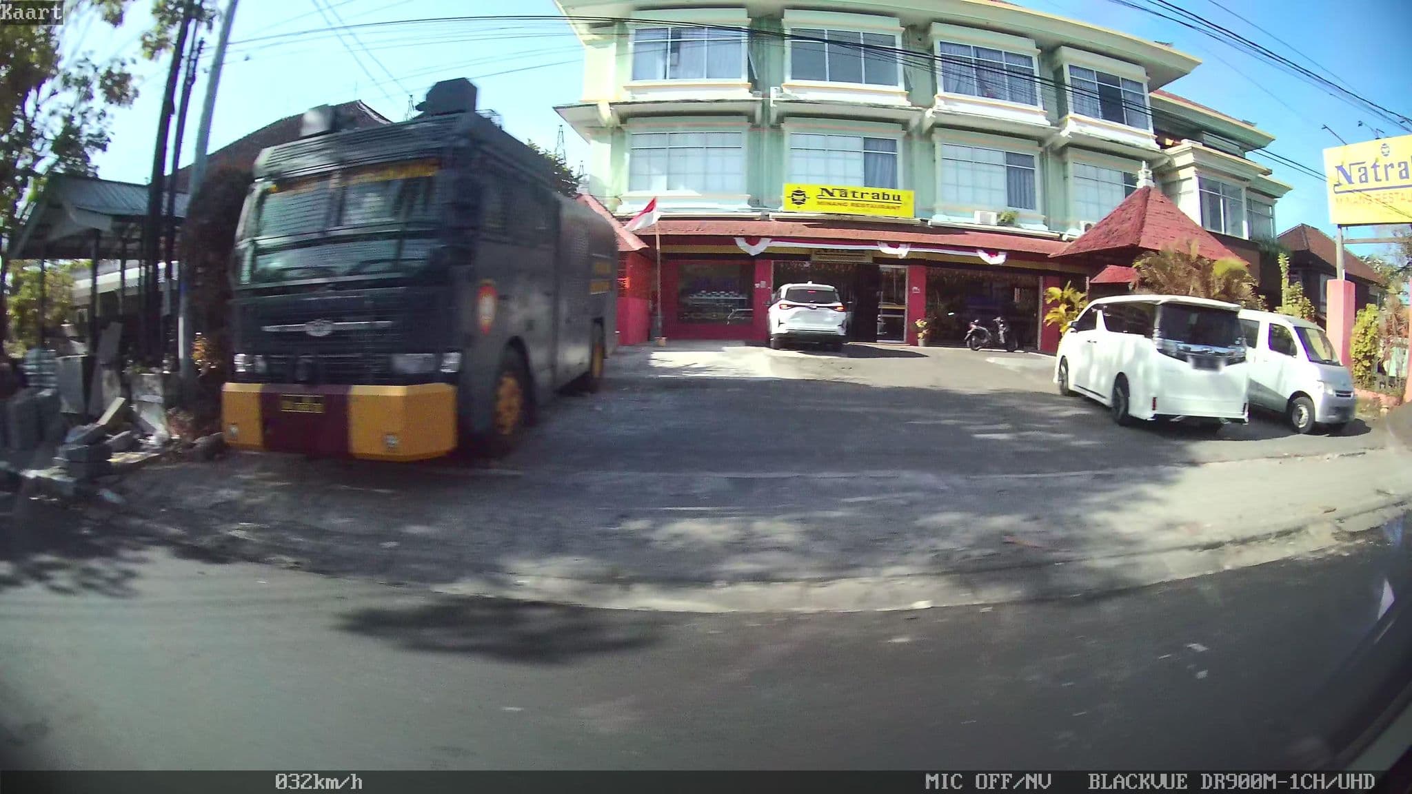 Street view near The Studio Inn, Nusa Dua — © kaart_2 (CC BY-SA · Mapillary)