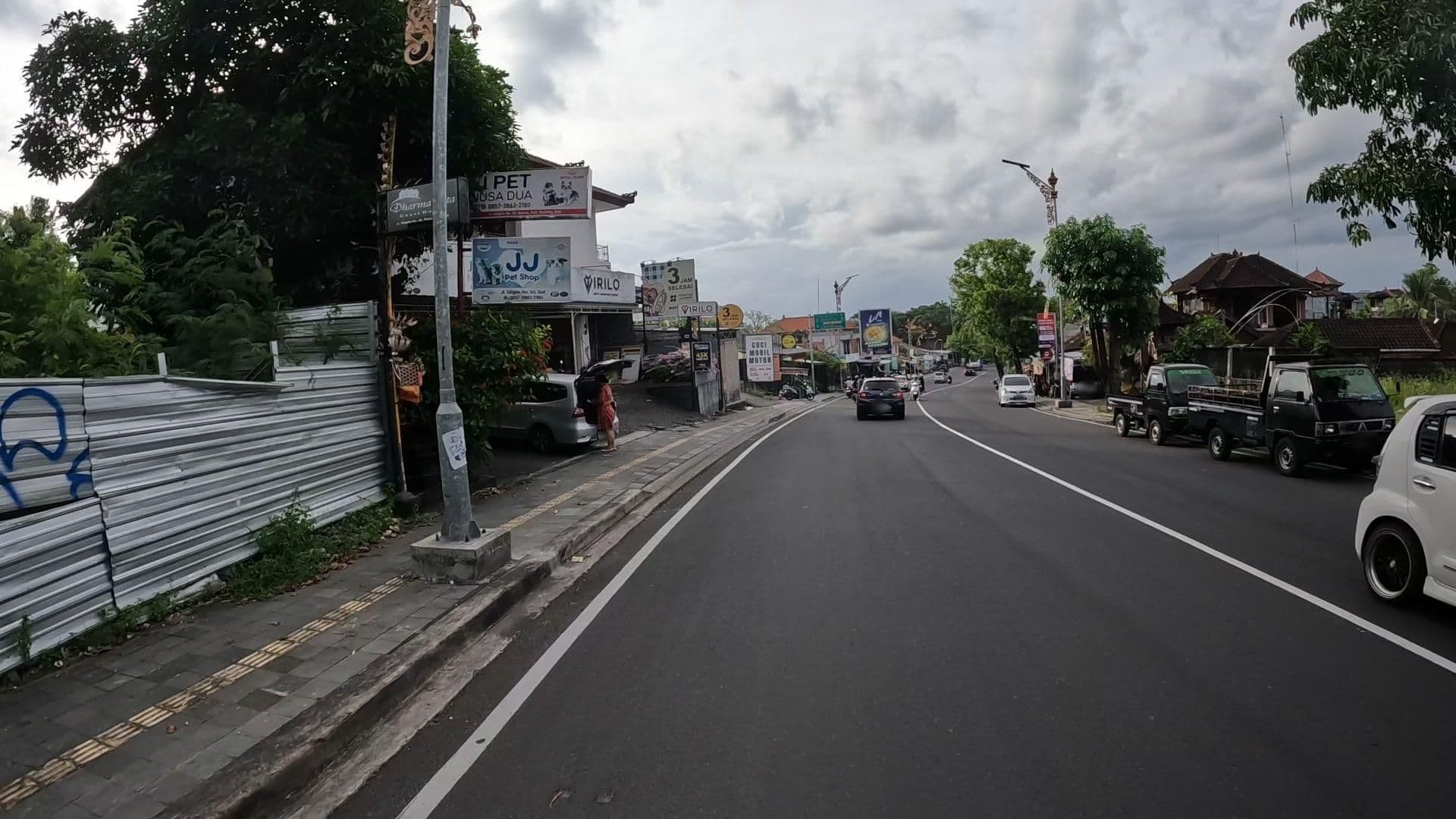 Street view near Dharma Gita Guest House, Nusa Dua — © lucomsky (CC BY-SA · Mapillary)