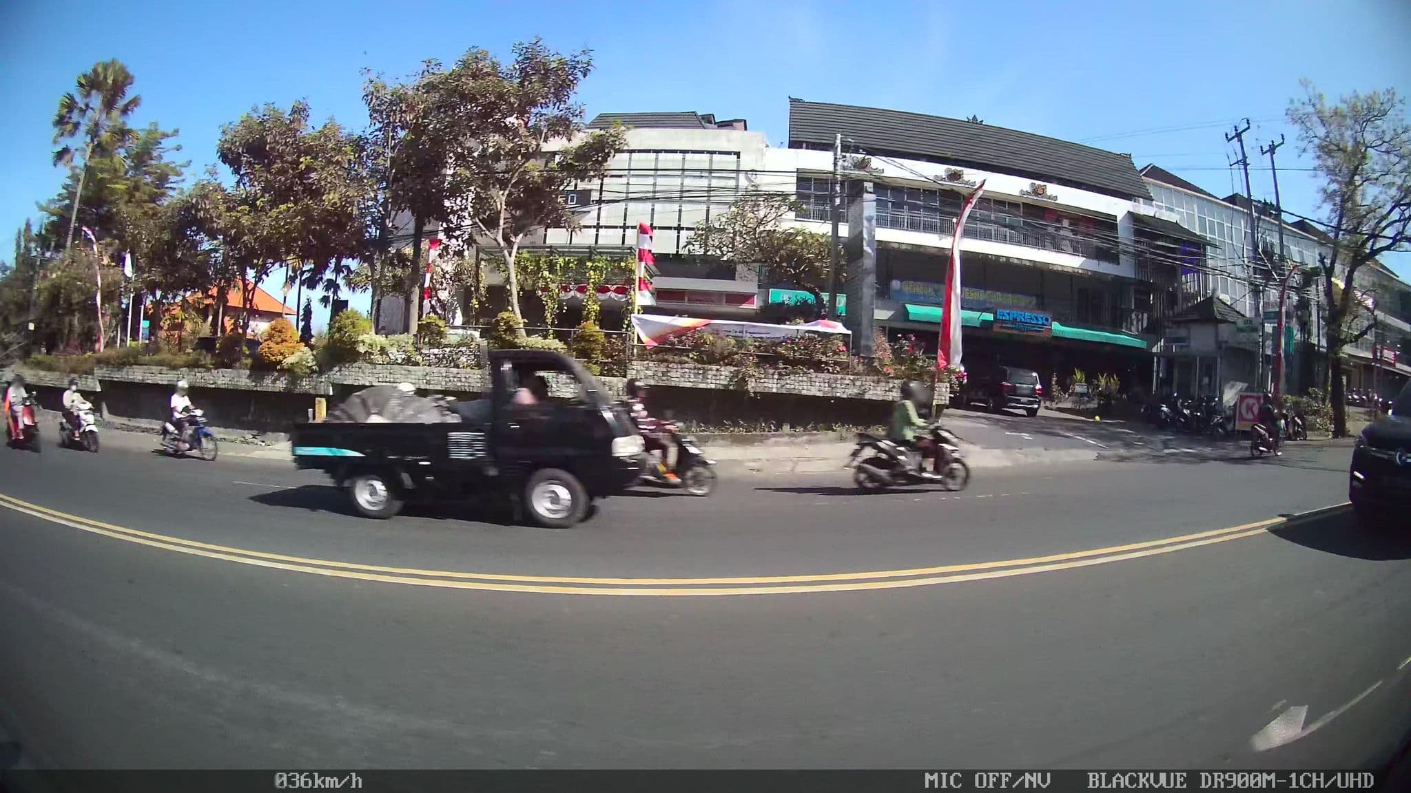 Street view near Hotel Neo Denpasar, Dalung