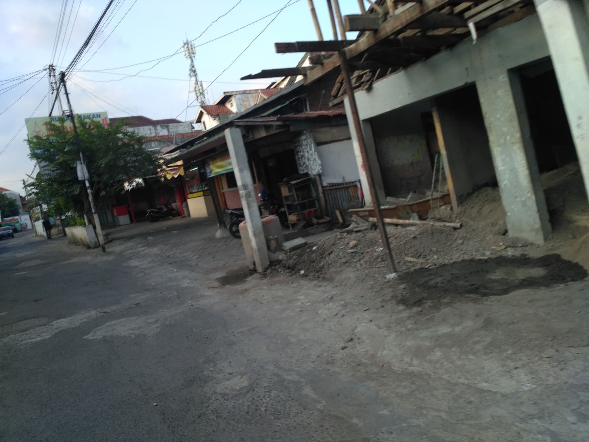 Street view near Griya Mentari, Melati